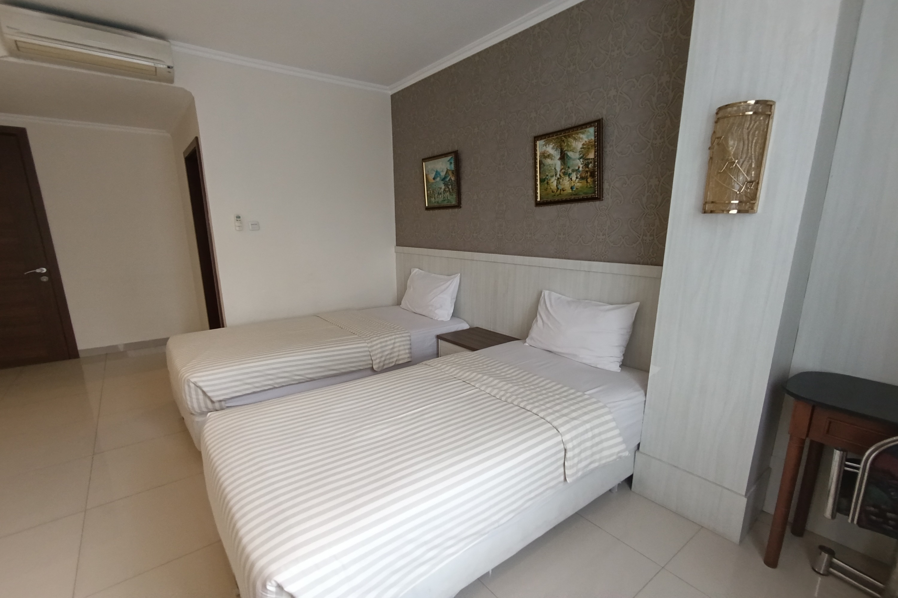 Cipto Apartment By Zuzu