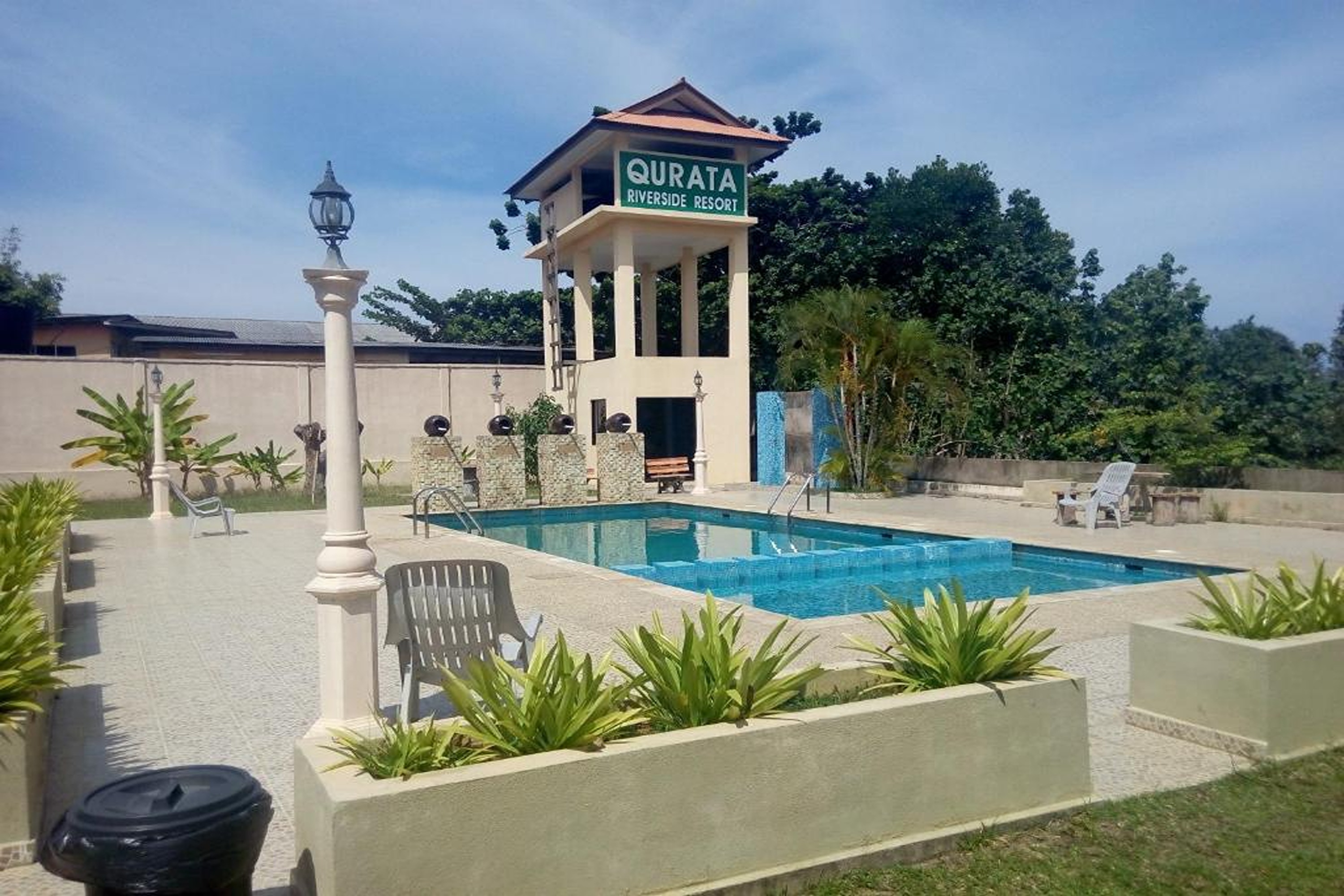 Qurata Riverside Resort By Zuzu