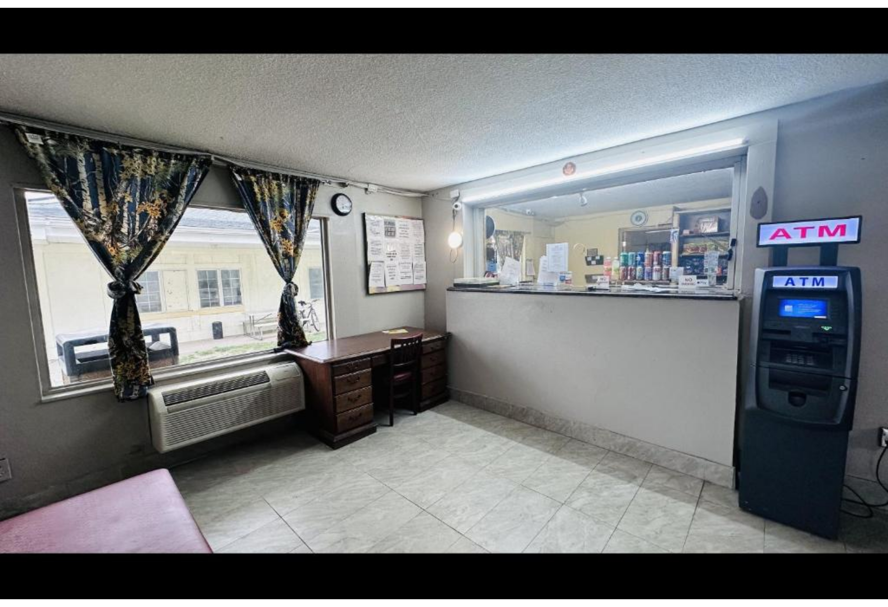 Lobby 2, Hallmark Inn By OYO Fort Wayne, Allen