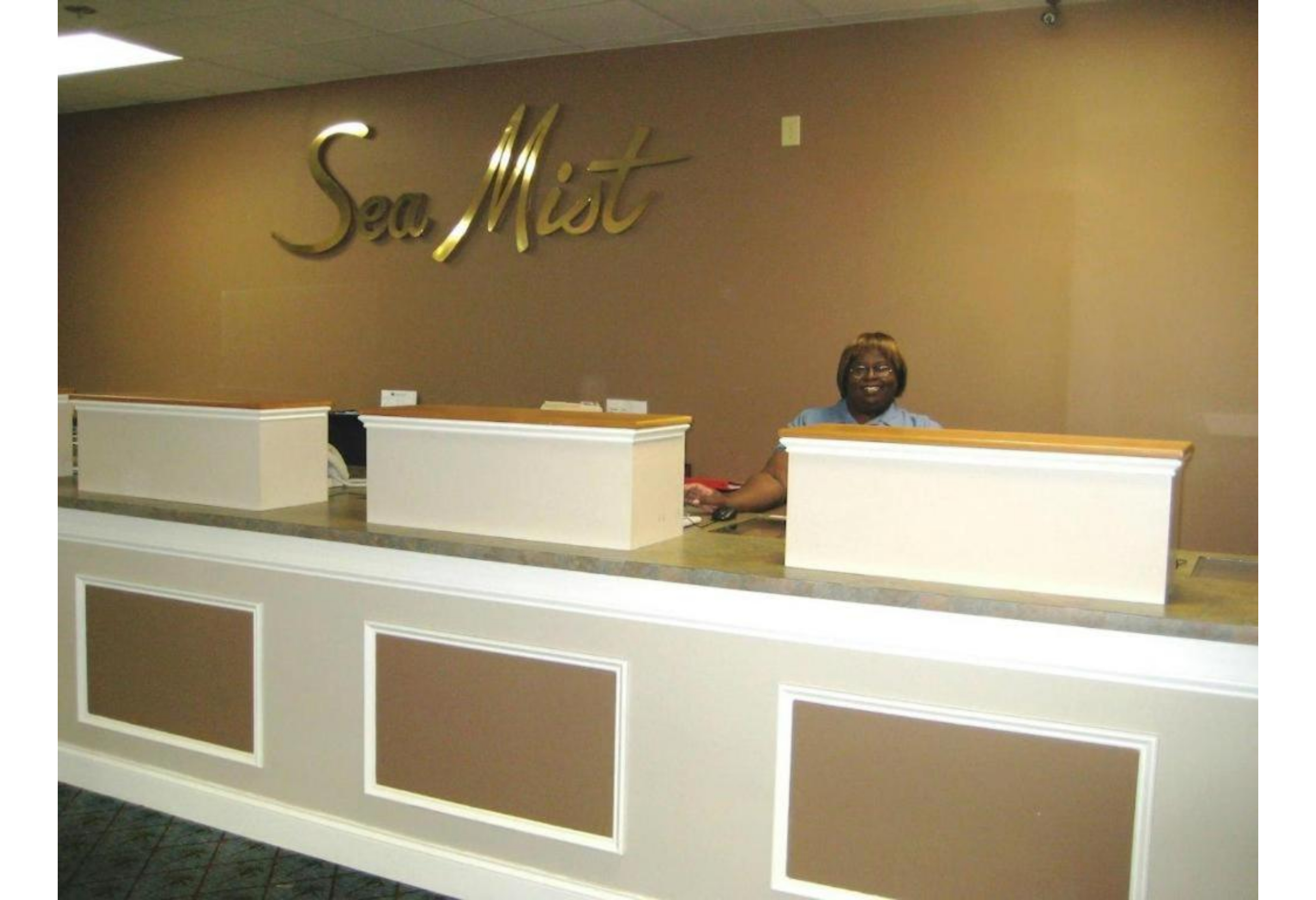 Lobby 5, Capital O Sunset Waves Hotel Myrtle Beach, Horry