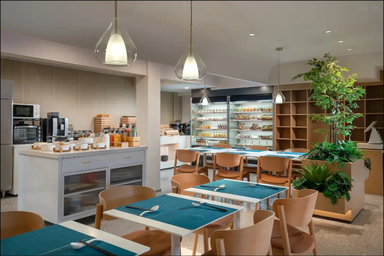 CYBO Station SSAW Shangpin Hotel Luohu Shenzhen