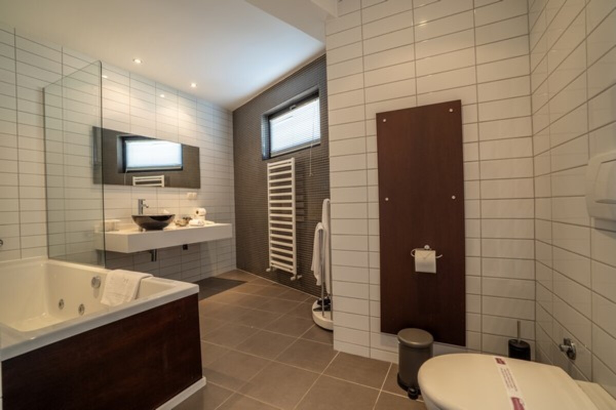 Med-Inn Boutique Hotel by null