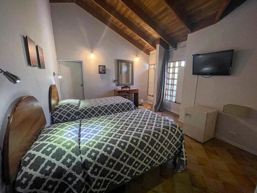 Hotel Ave del Paraiso by null