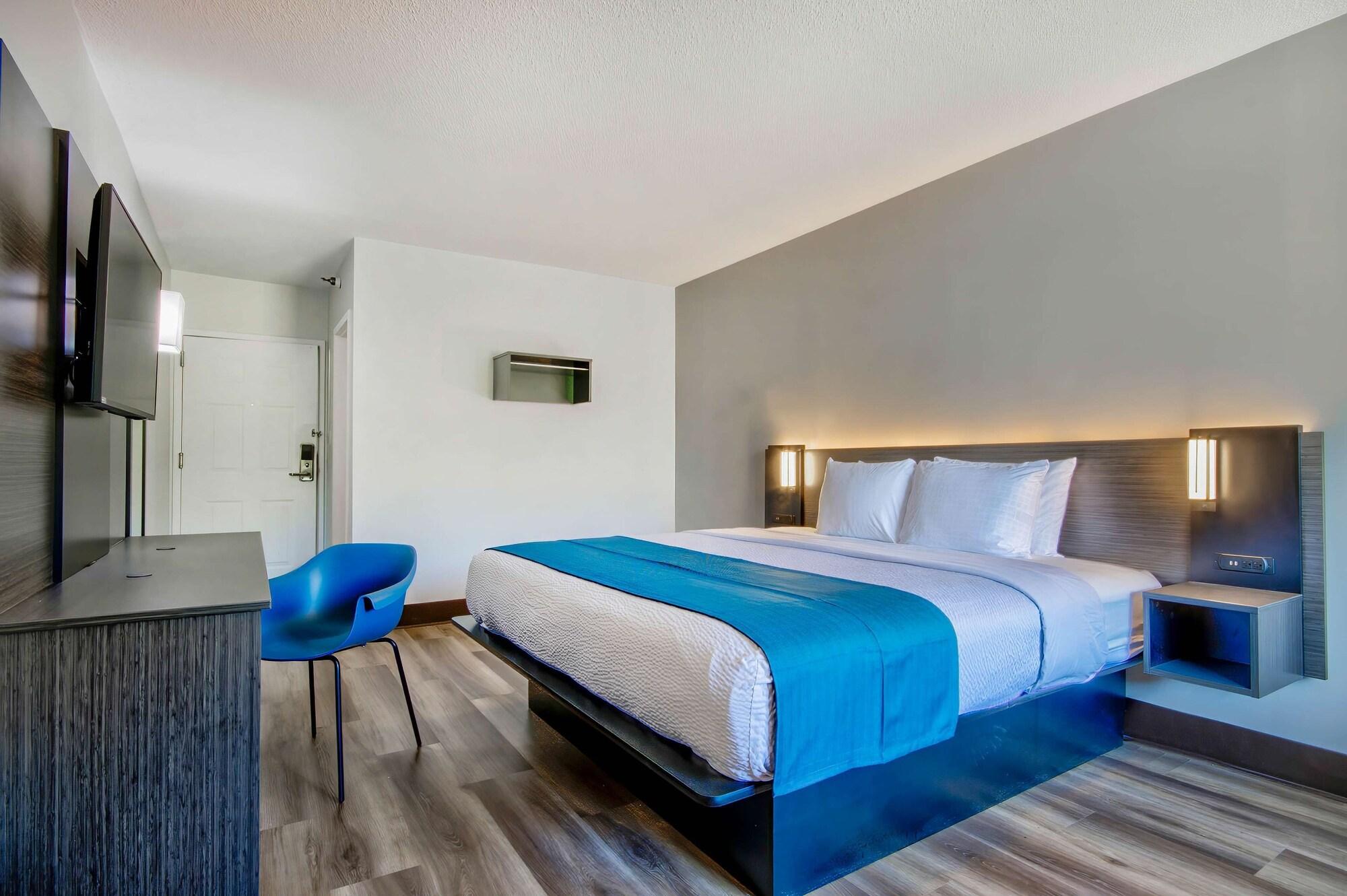 Motel 6 Jeffersonville, IN - Louisville