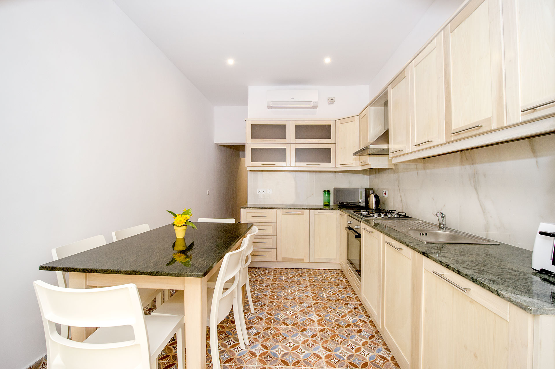 11Seabreeze House