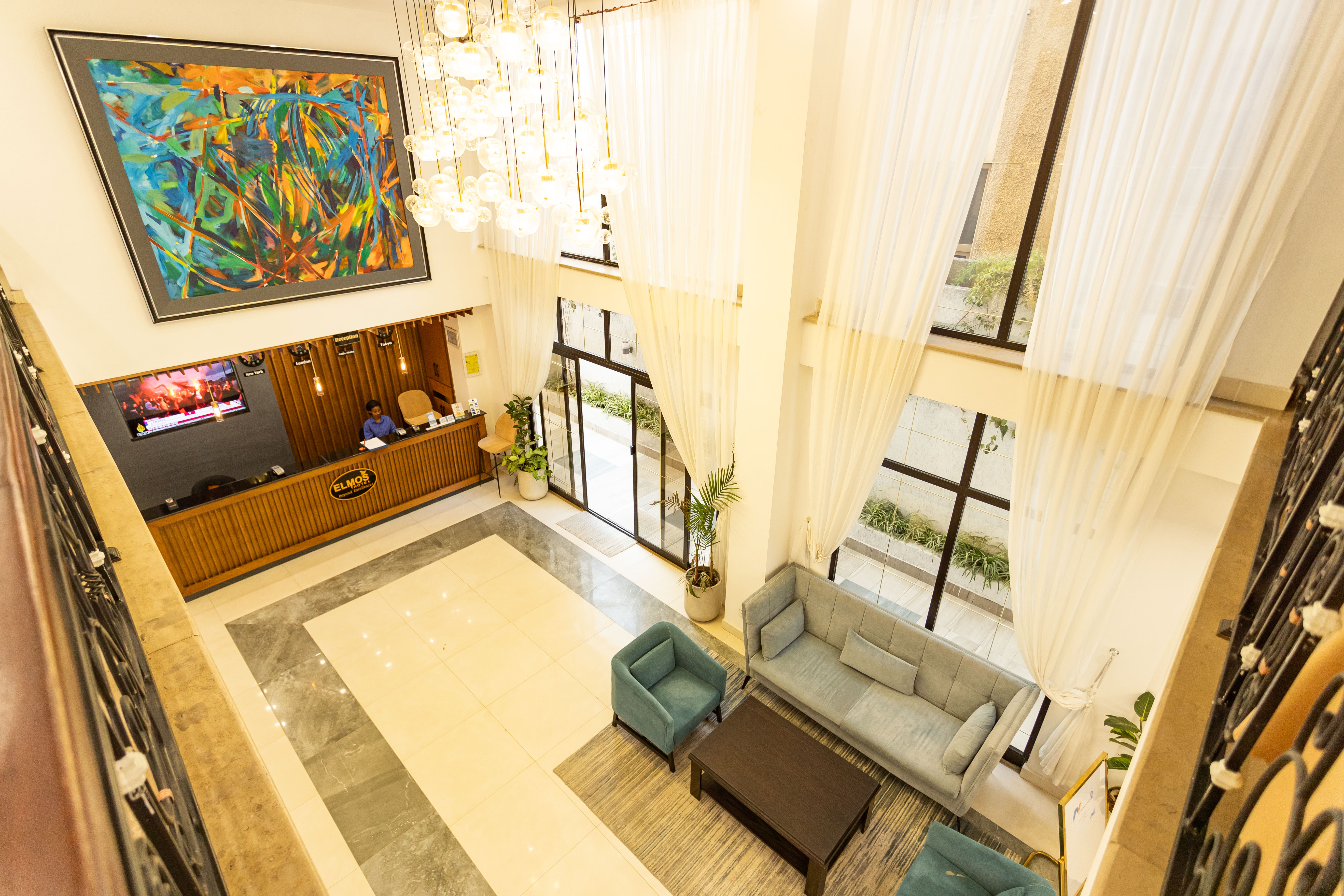 Elmos Hotel