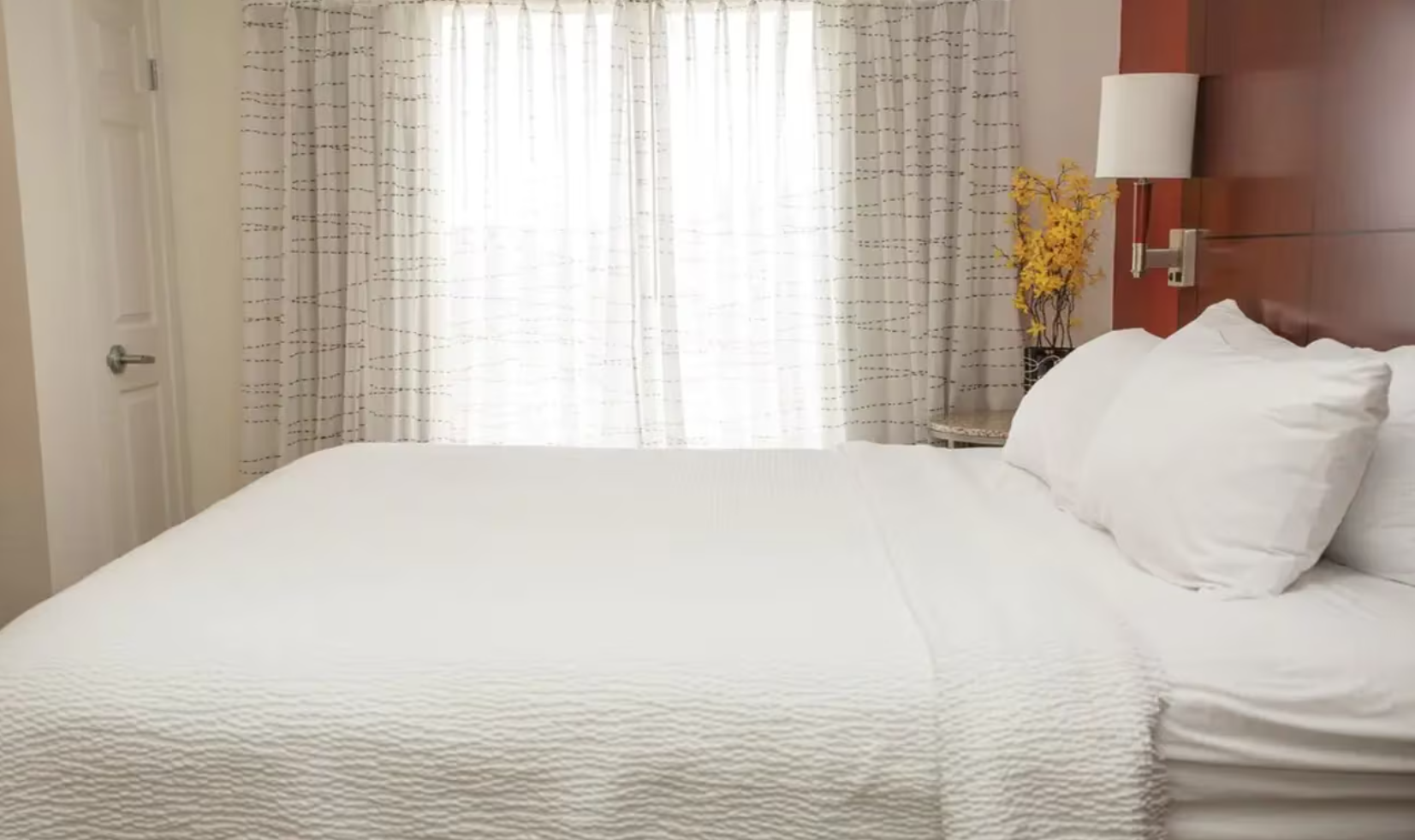 Mainstay Suites Appleton Airport