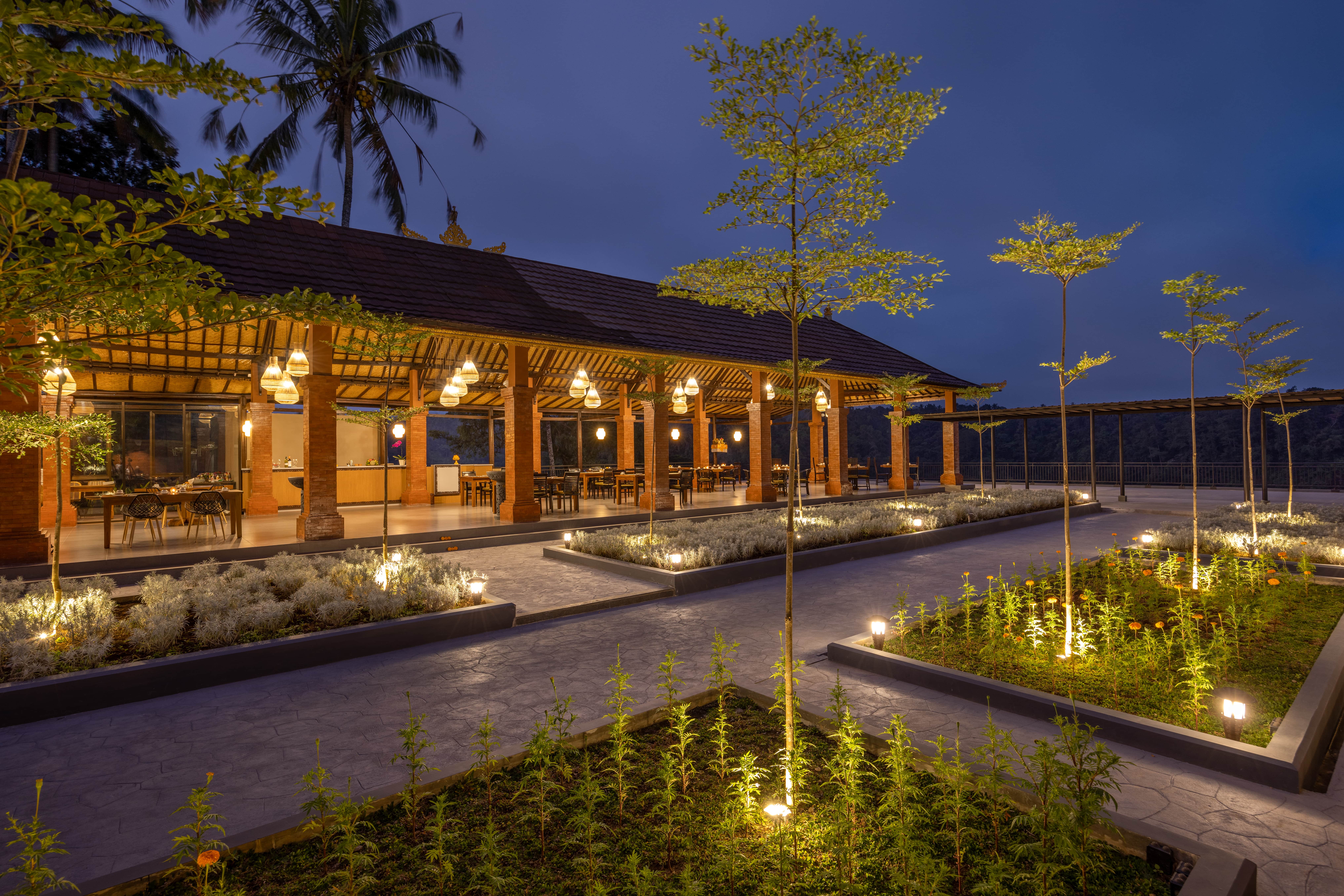 Tapa Agung View Hotel & Restaurant