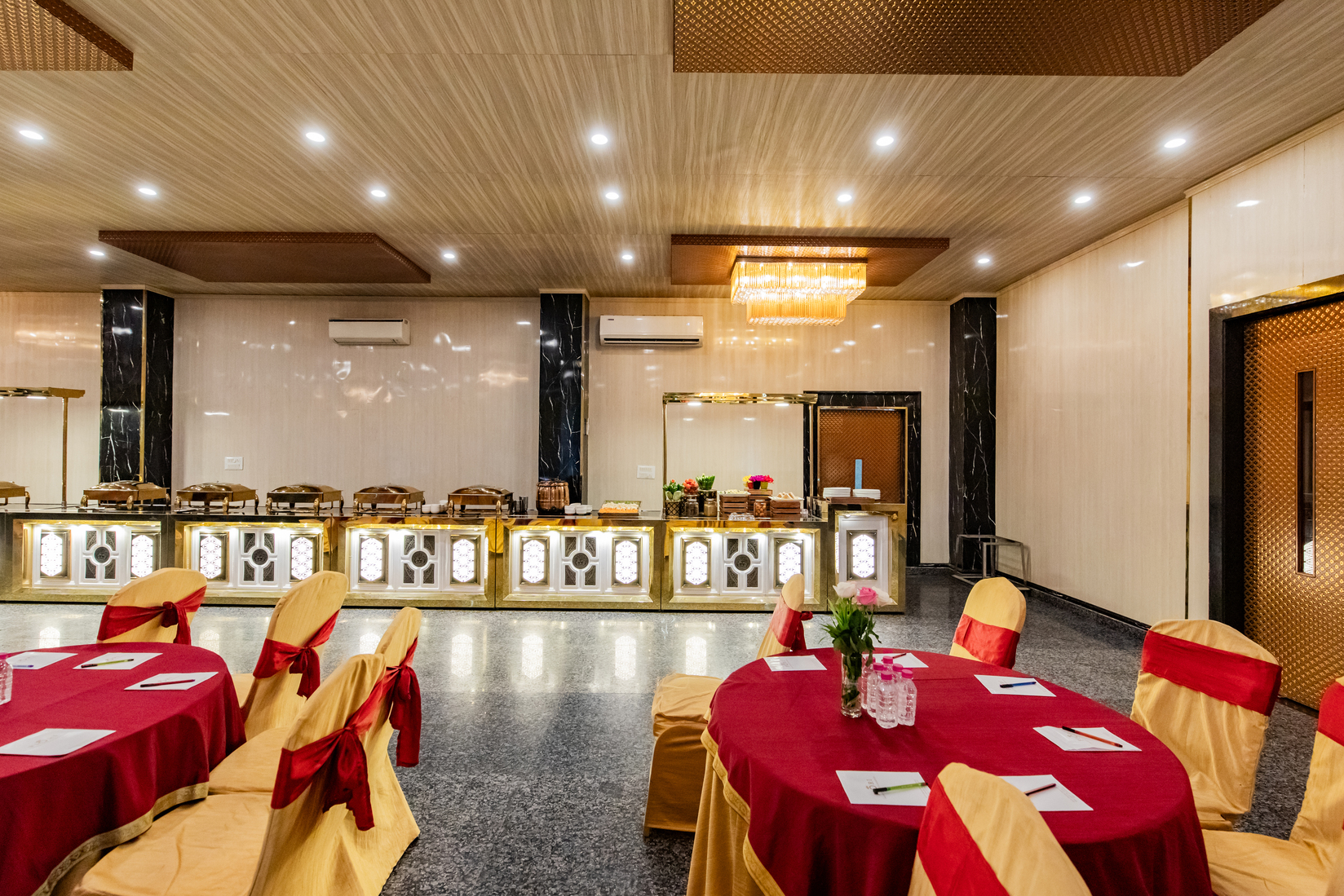 Foxoso Fiori Hotel