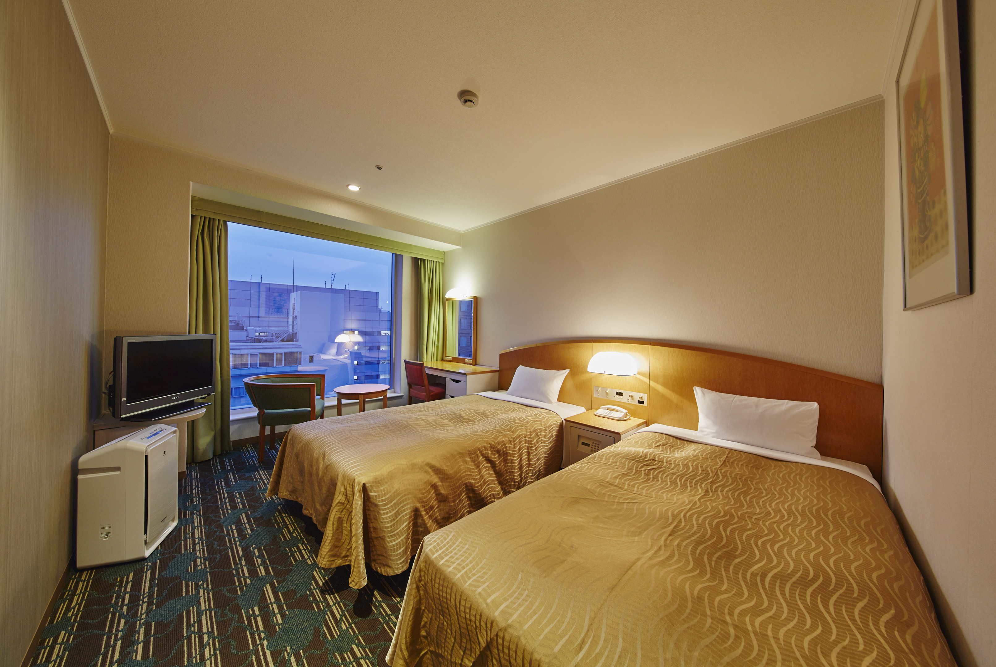 Shinagawa Prince Hotel by null
