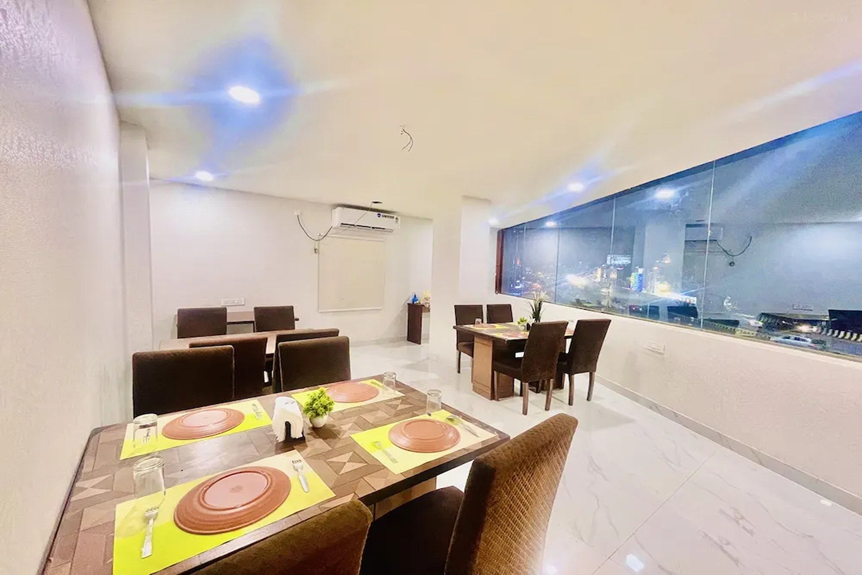 Hotel Eagle Grand Airport Zone