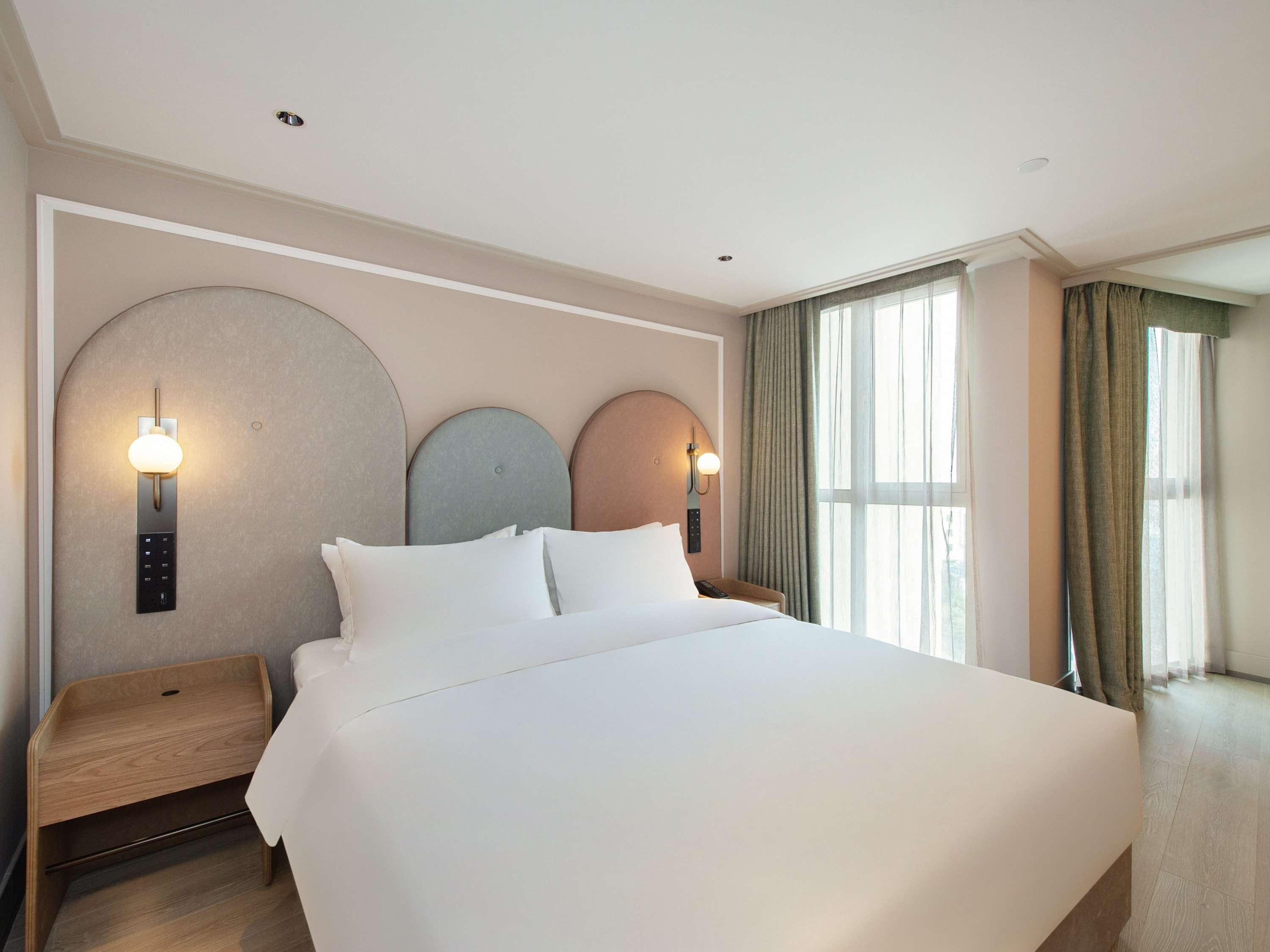 Mercure Hainan Sanya Bay