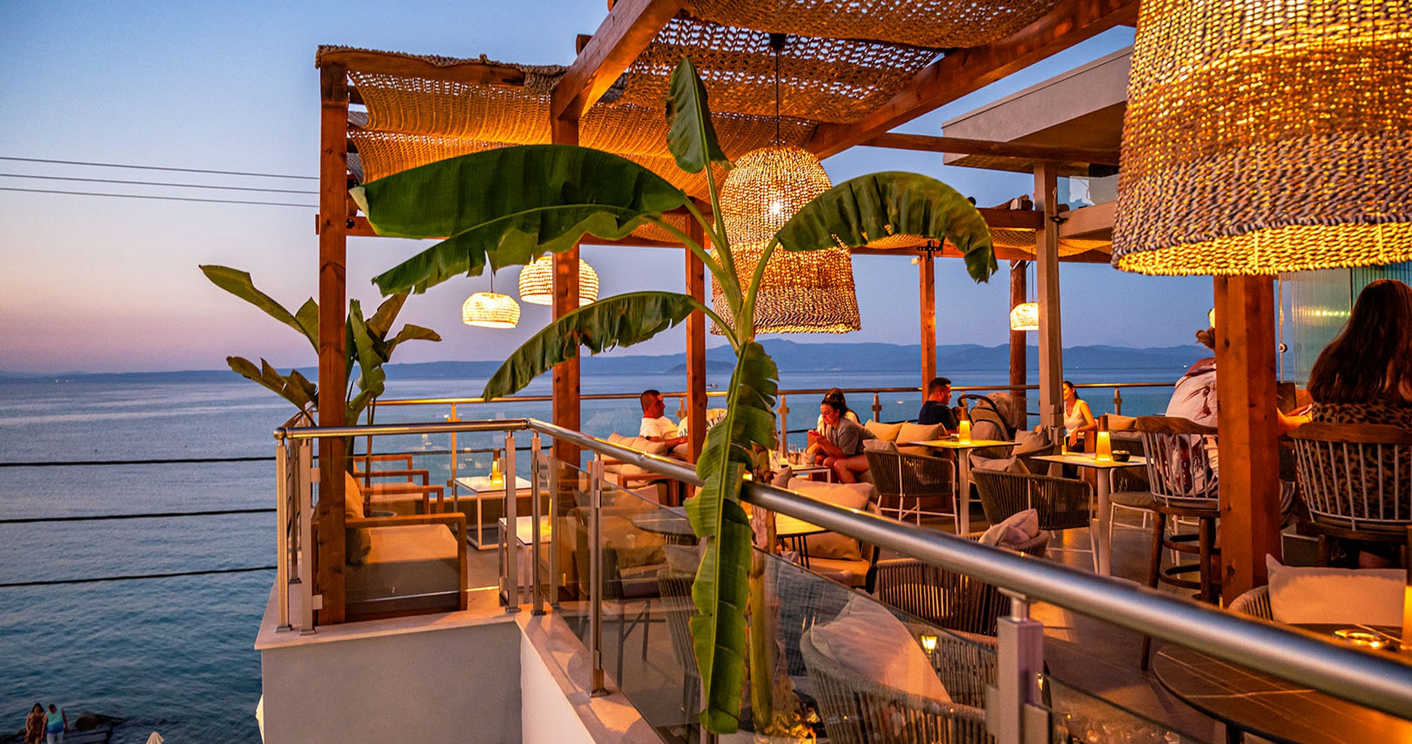 Alpha Luxury Suites - фото