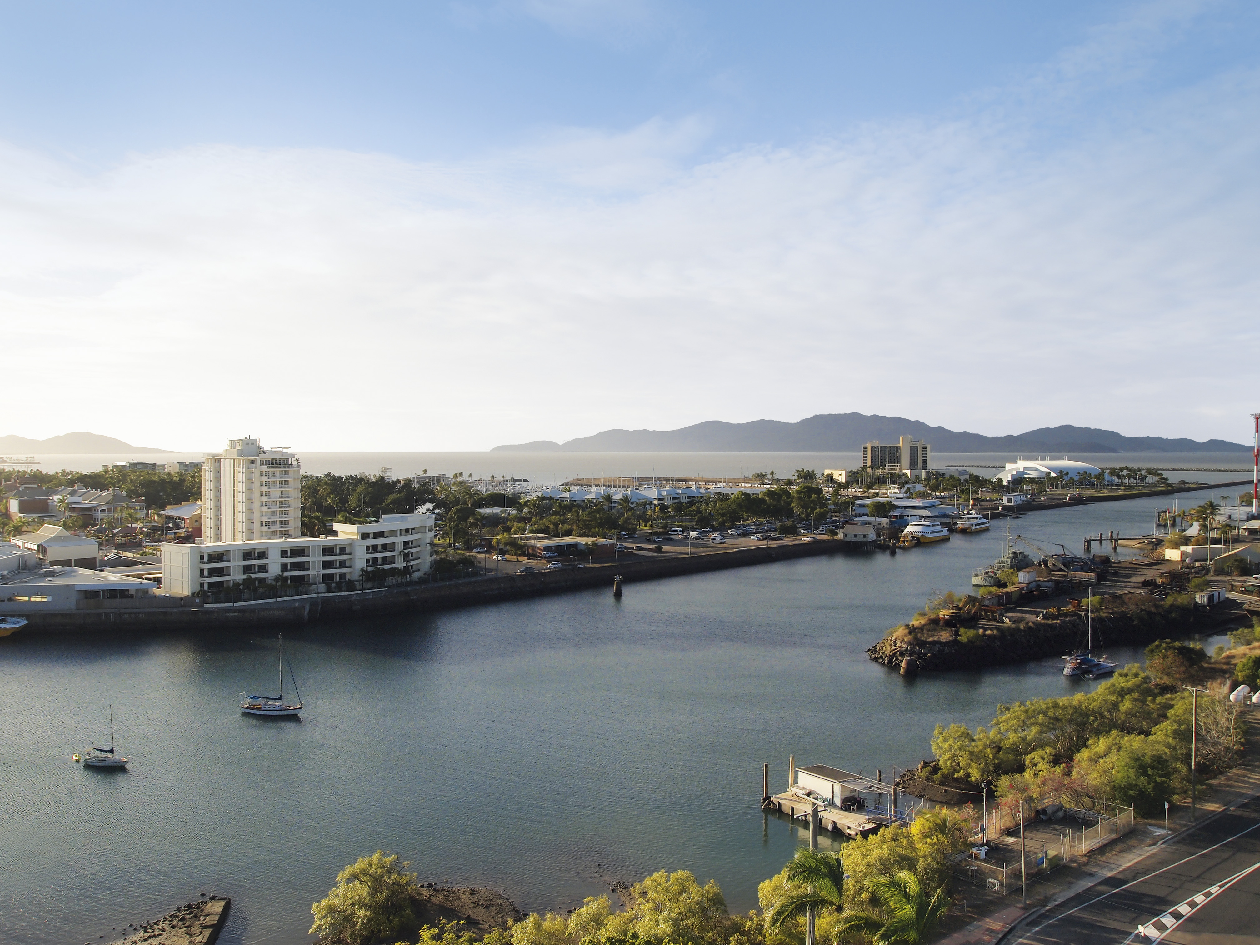 Oaks Townsville Hotel by null