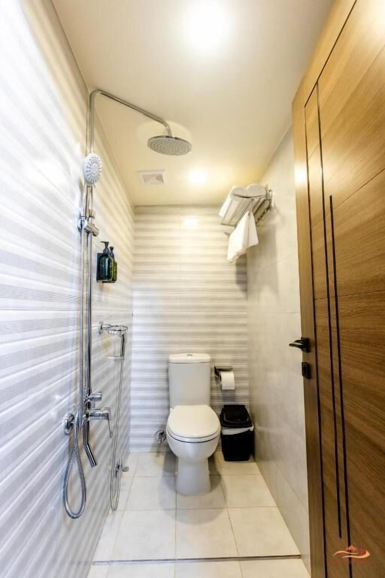 Room 5, Desert Rose Village