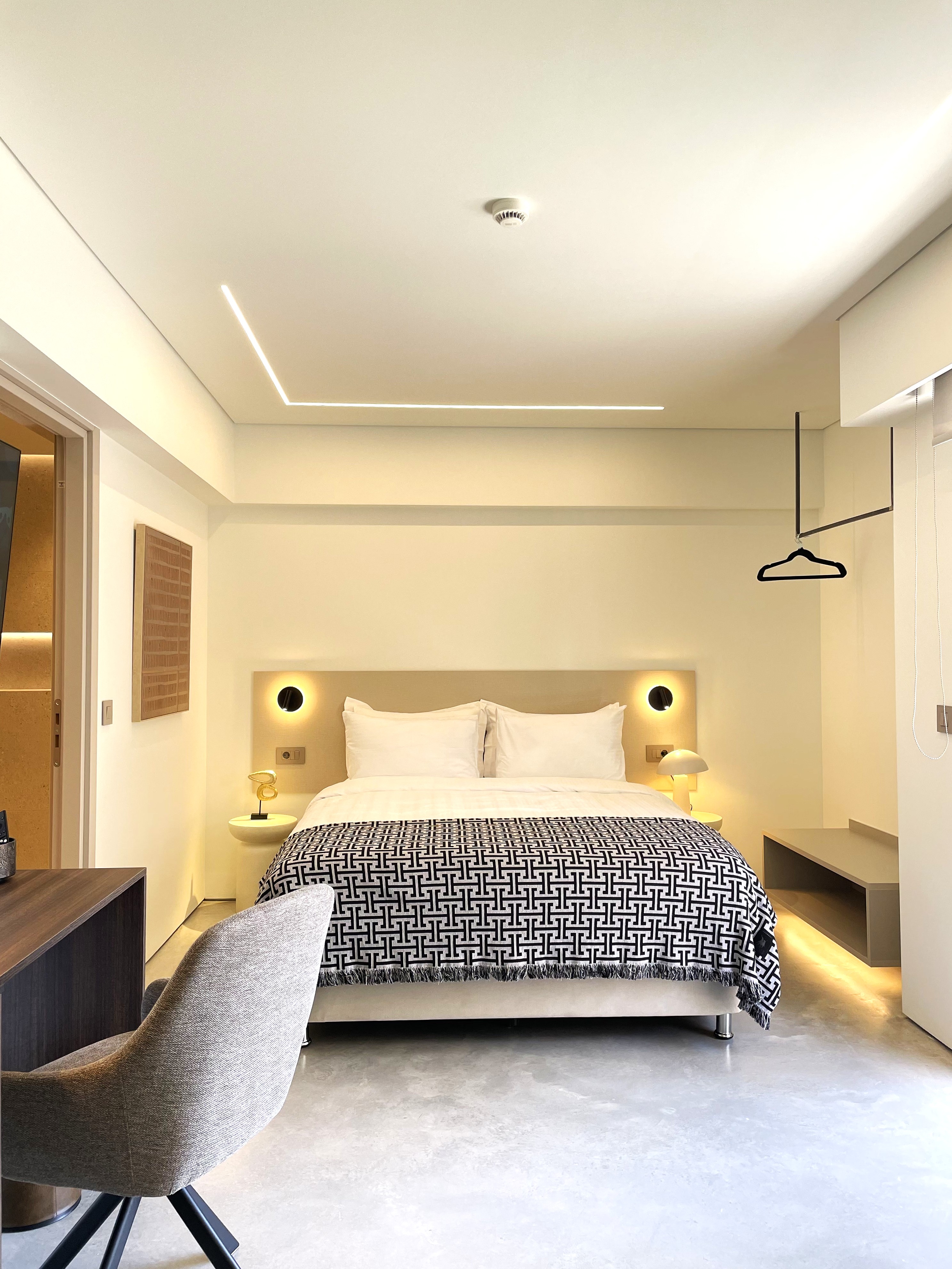The Nixon Luxury Suites And Apartments