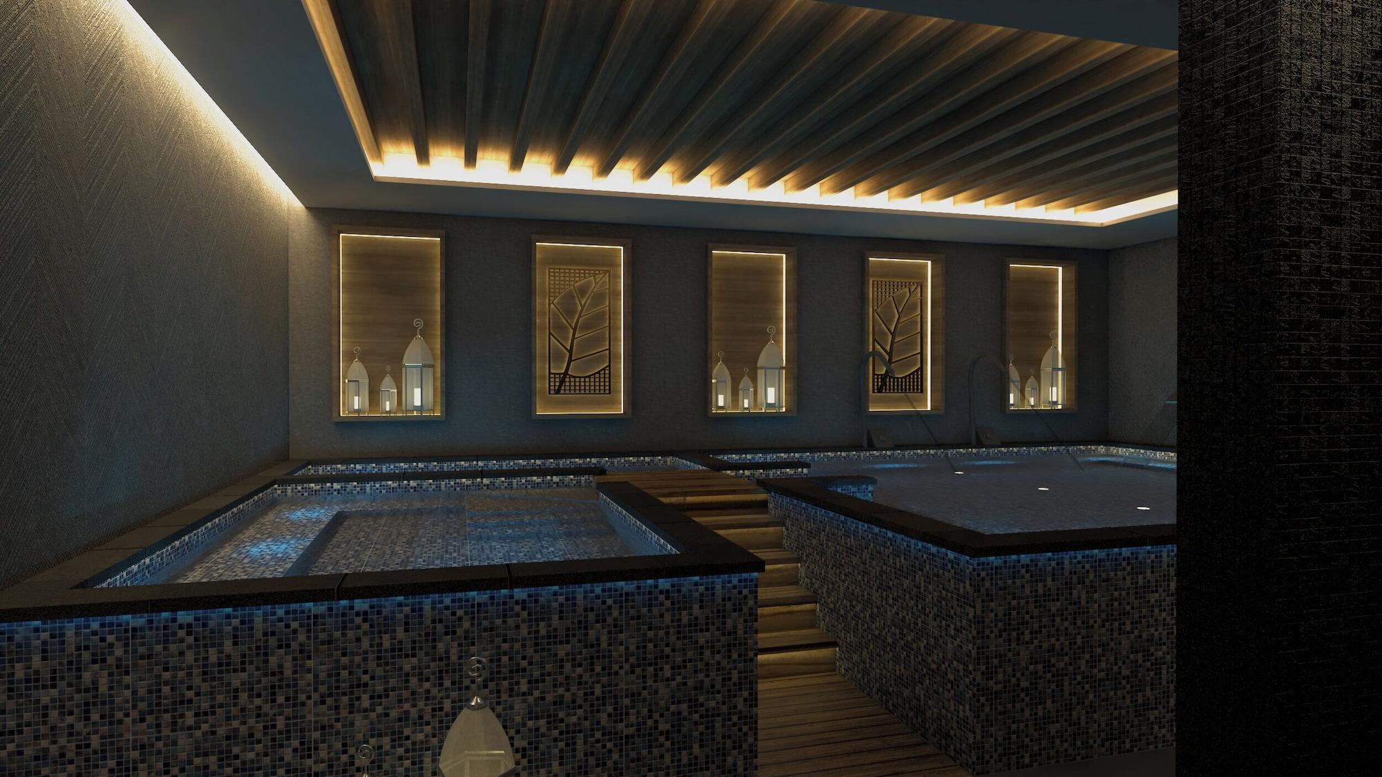 Royalton Chic Antigua An Autograph Collection A
