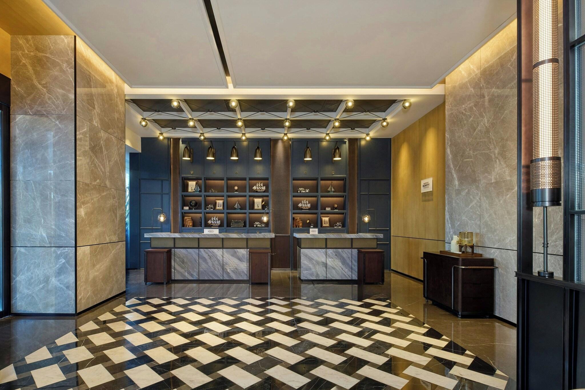 Lobby 2, Four Points By Sheraton Kunming Guandu, Kunming