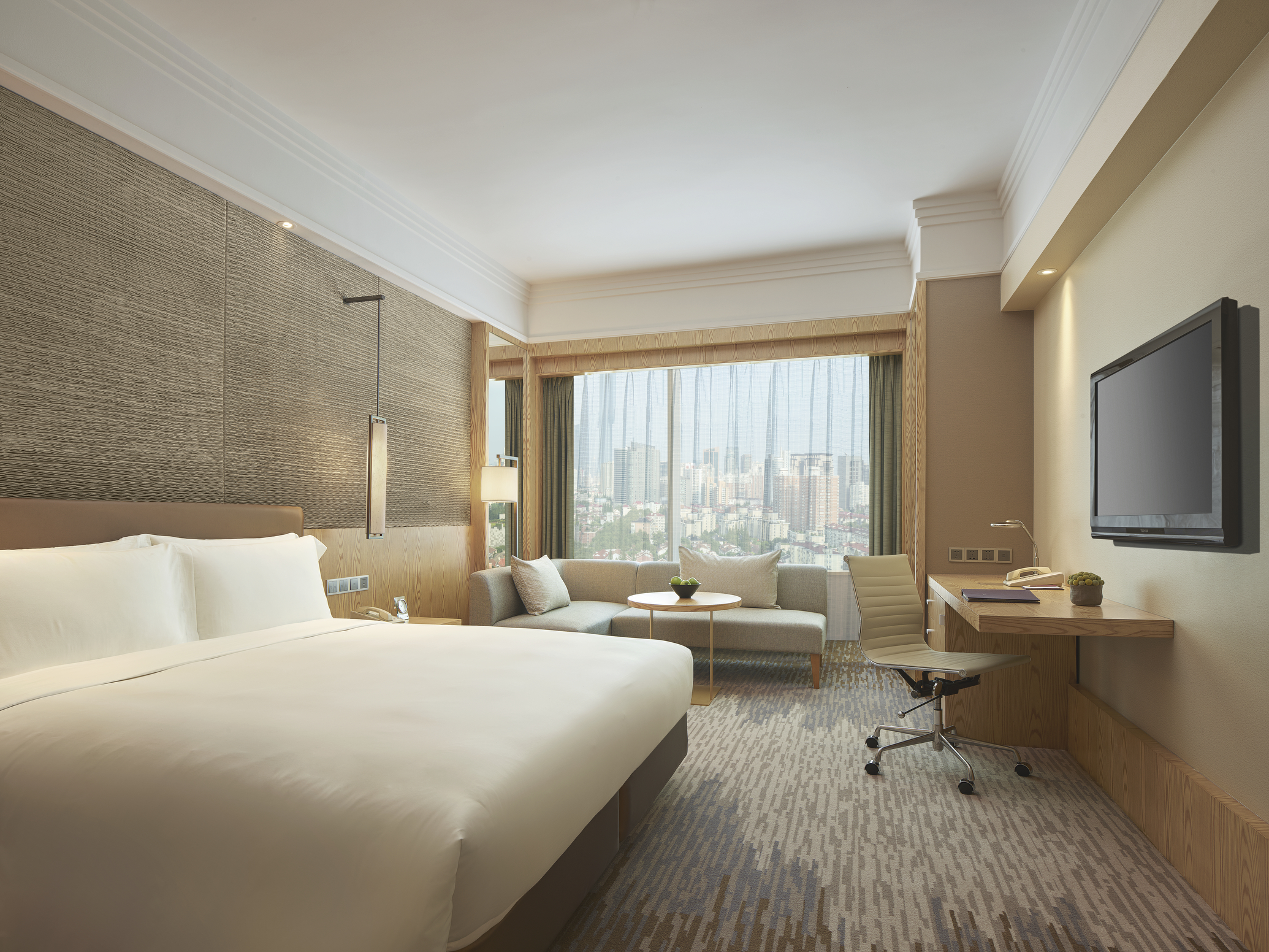 New World Shanghai Hotel by null