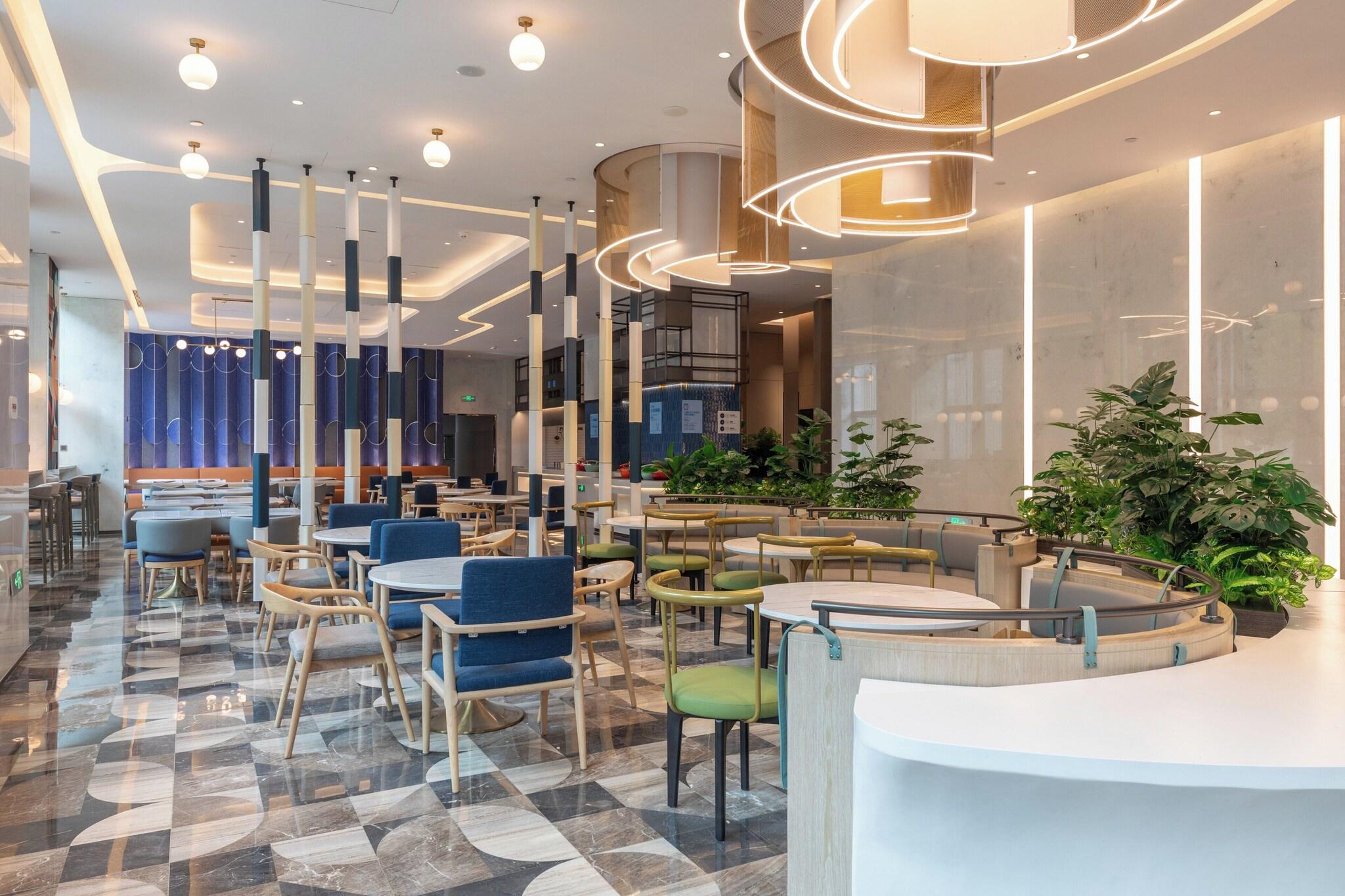 Holiday Inn Express Shanghai Changfeng Park