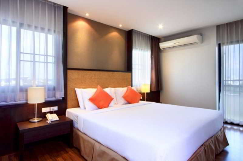 The Grand Napat Serviced Apartment