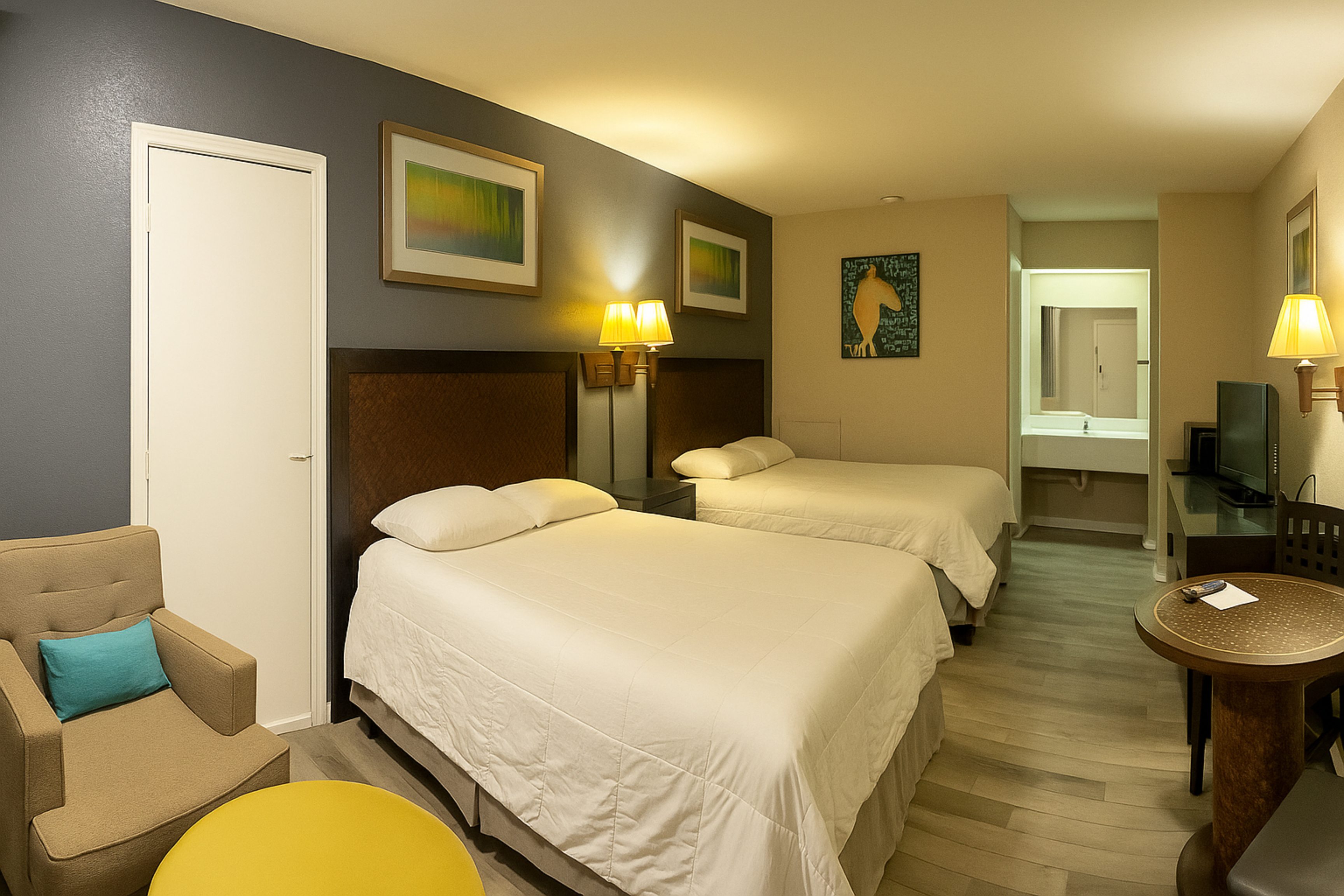 Quad room