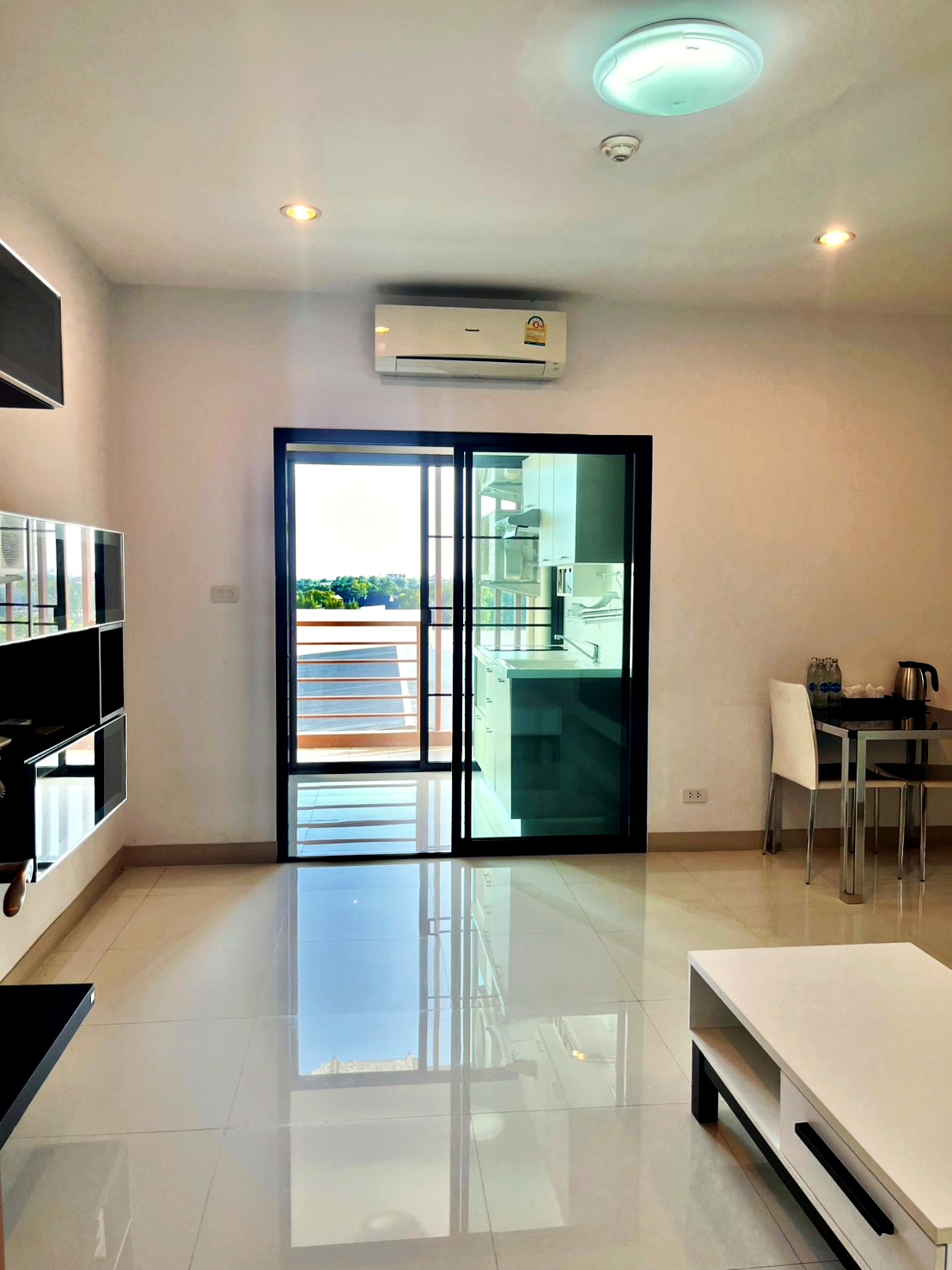V-twin Condo Donjan