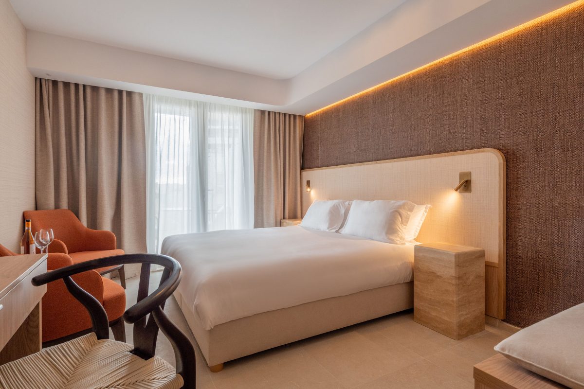 Room 5, Boeme