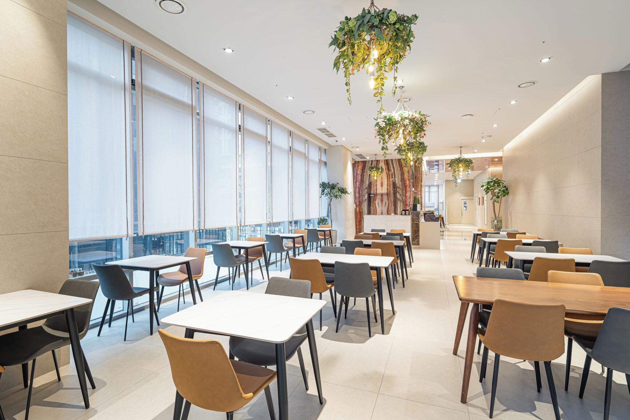 Kwangsu Hotel