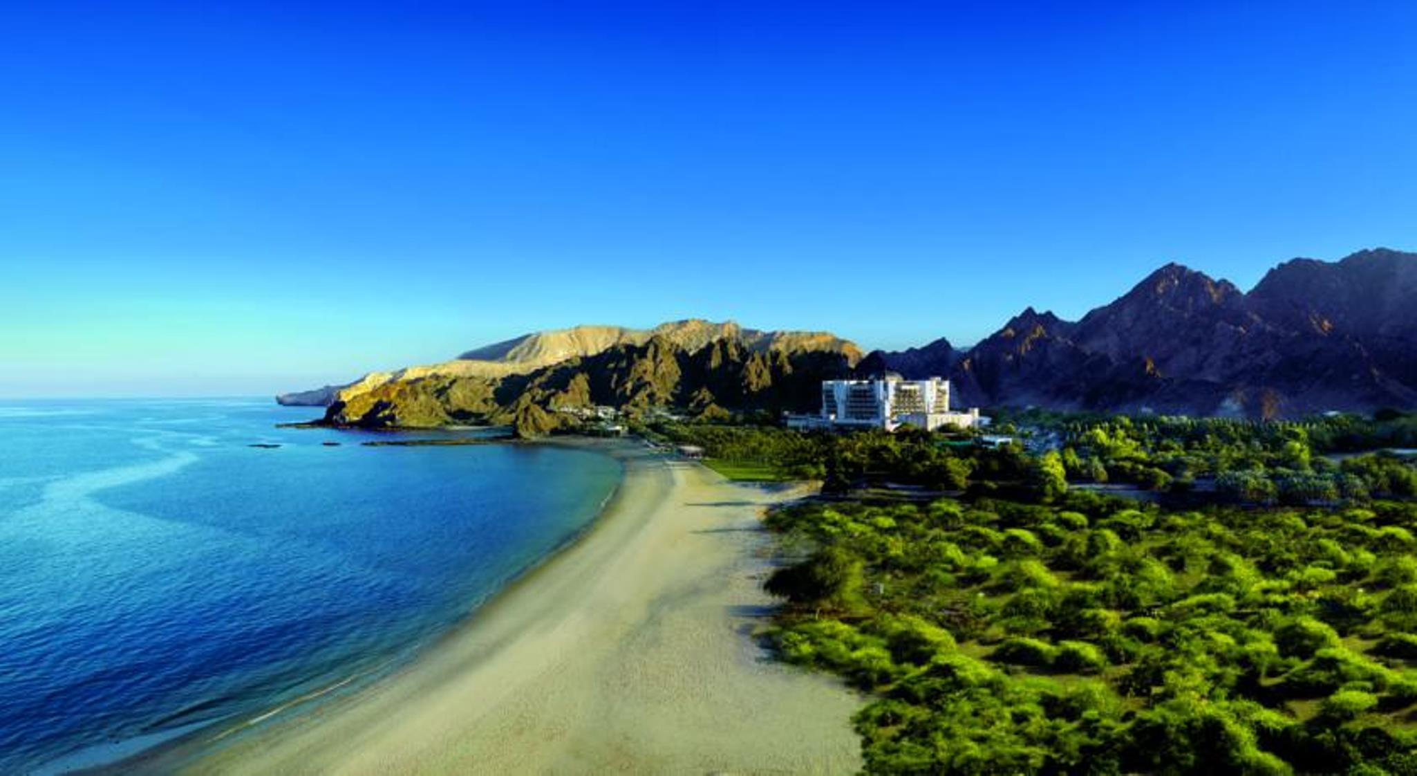 Al Bustan Palace, a Ritz-Carlton Hotel by null