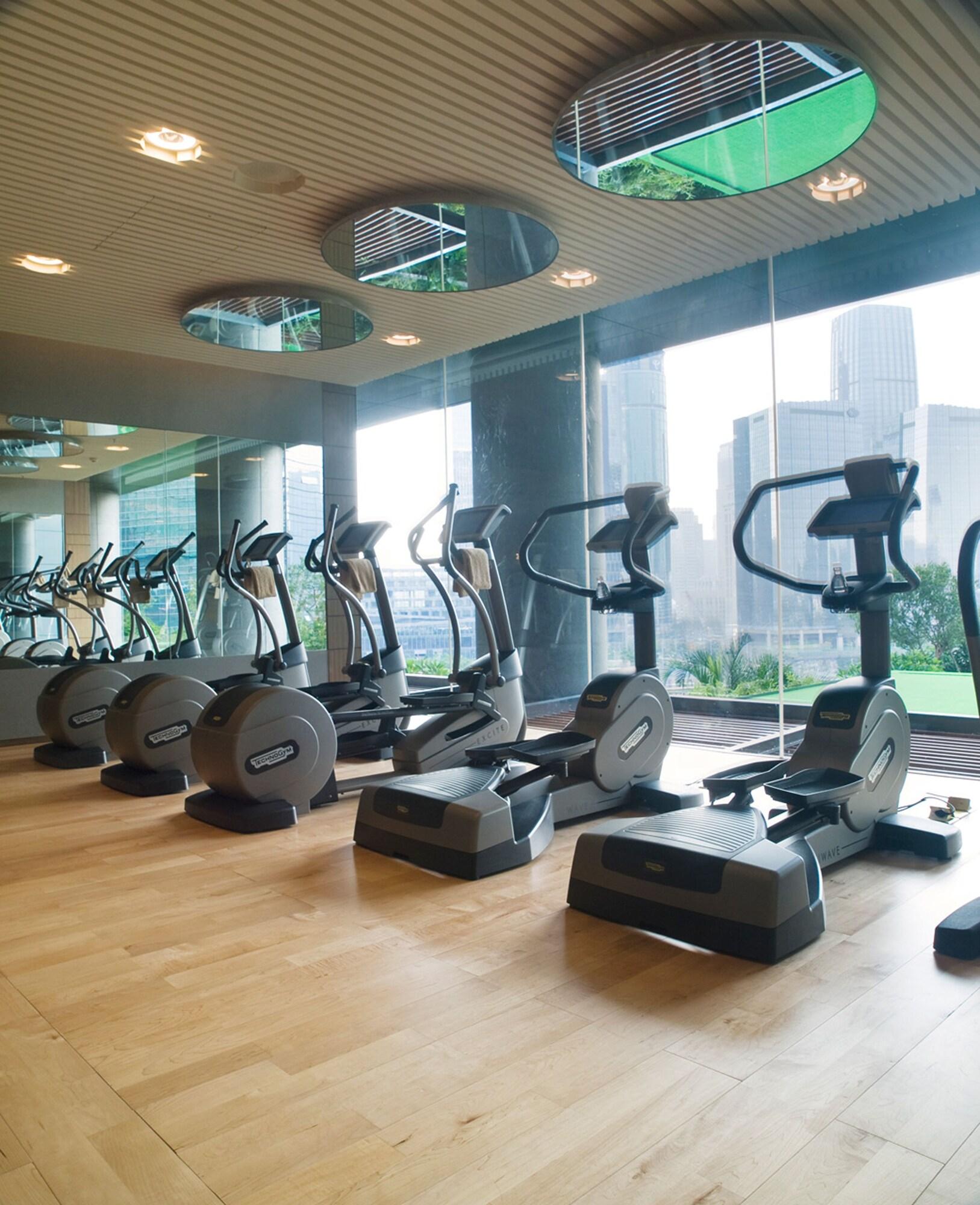 The Ritz-Carlton, Shenzhen by null