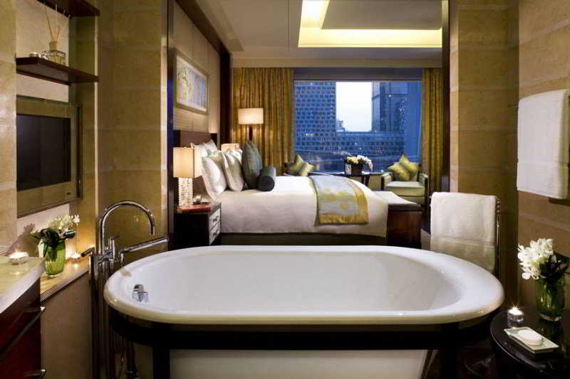 The Ritz-Carlton, Shenzhen by null
