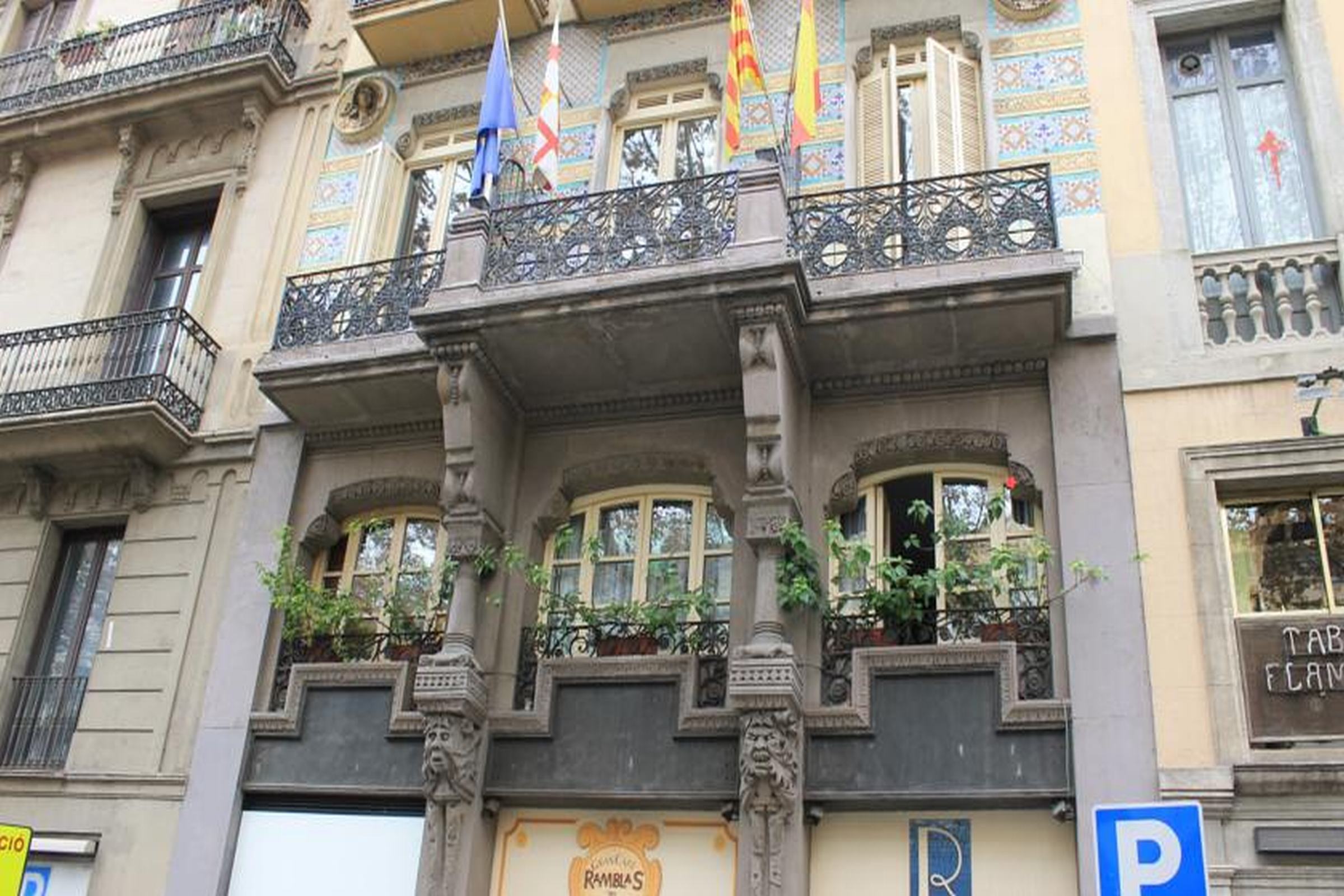 Imagem da galeria de Ramblas Barcelona