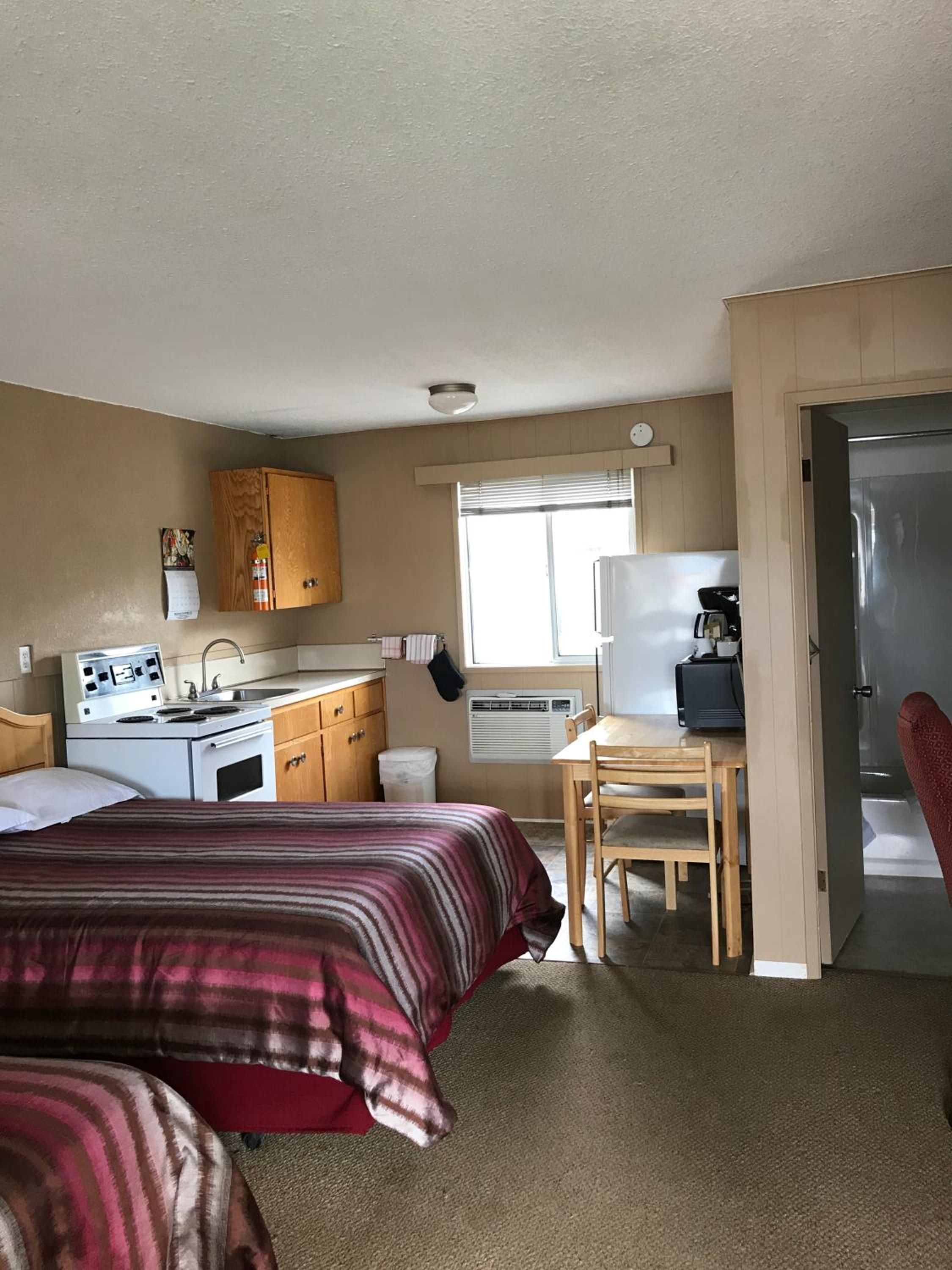 General view 5, Bulkley Valley Motel, Fraser-Fort George