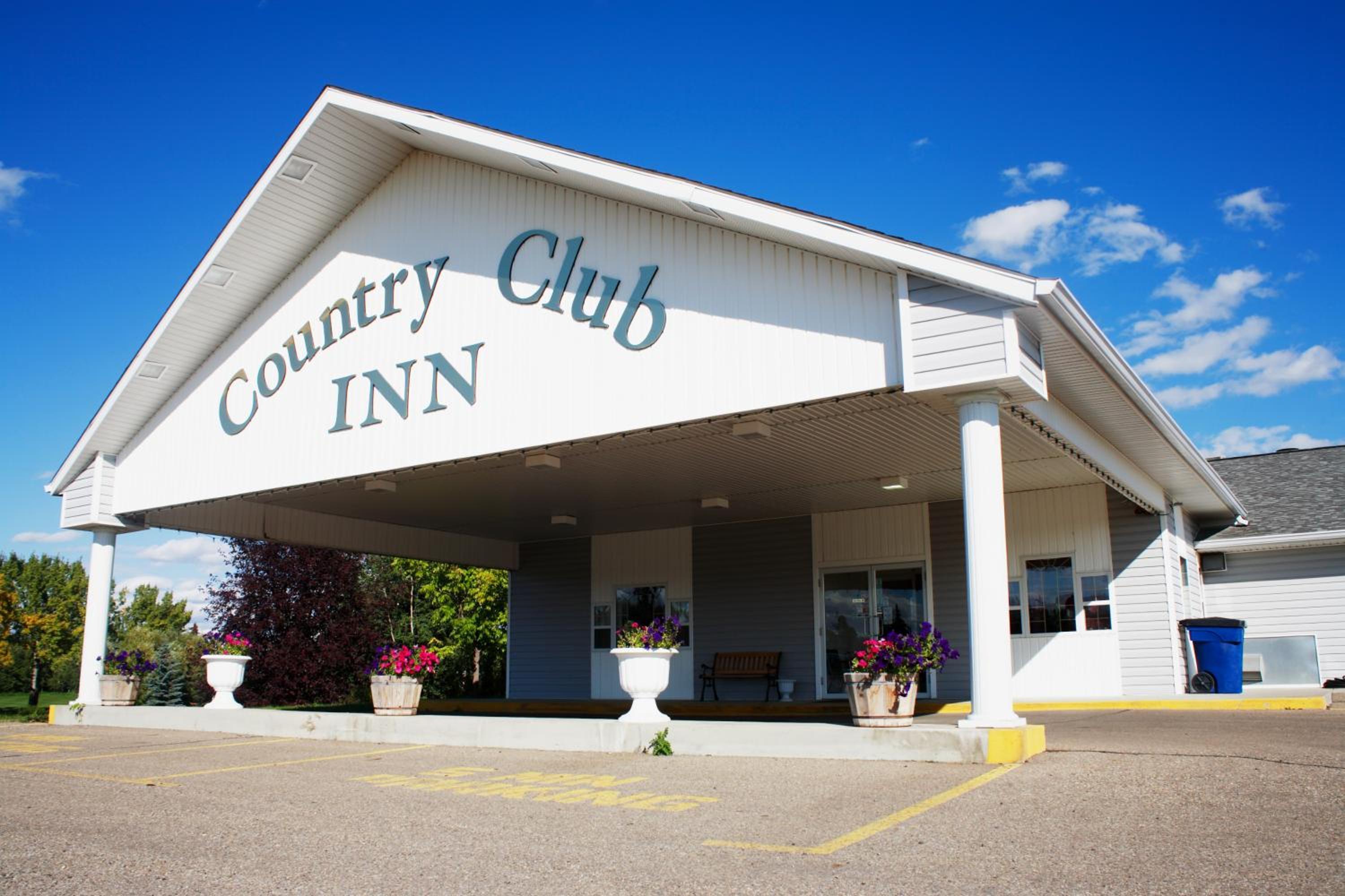 General view 1, Country Club Inn, Division No. 8
