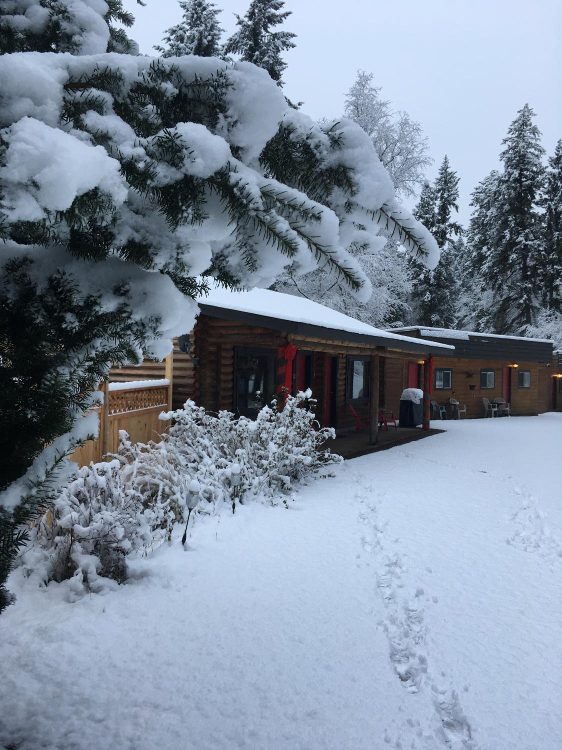 General view 2, Overlook Inn Cabins, Thompson-Nicola