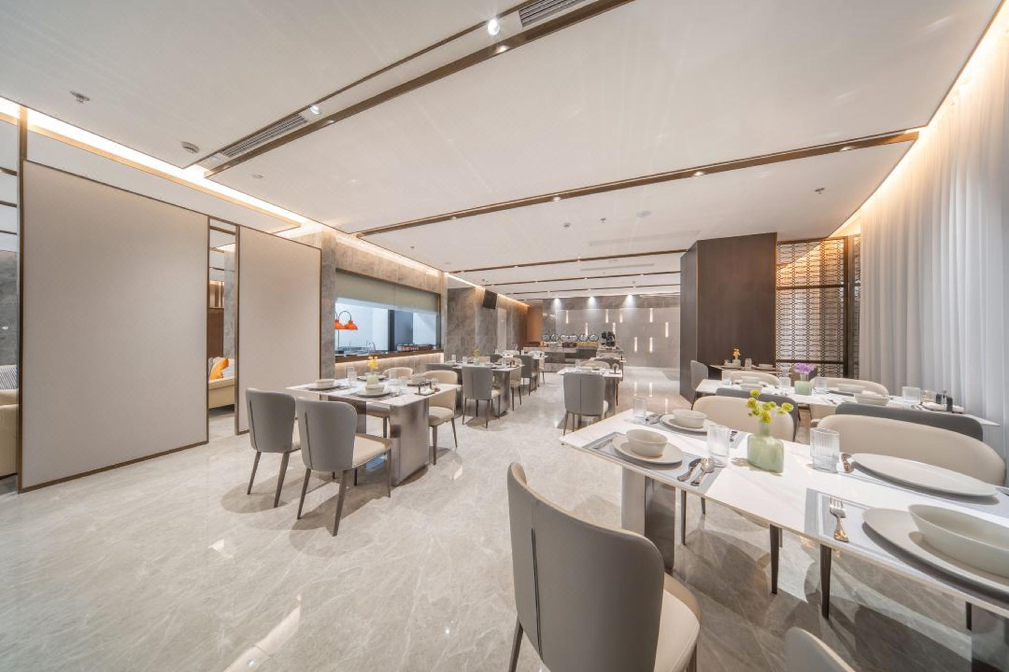 Others 5, Demores Hotel, Shanghai