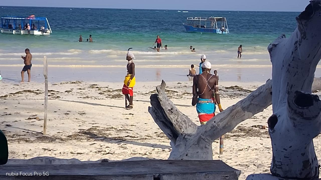 Manyatta Azure Boutique Hotel