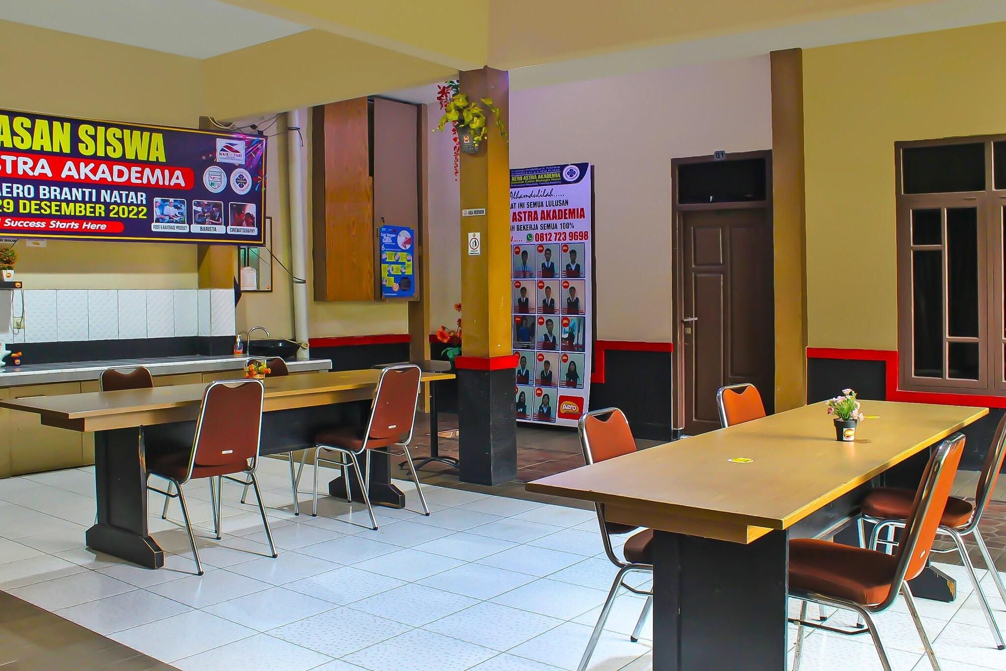 Conferences 5, Collection O 92268 Hotel Aero, South Lampung