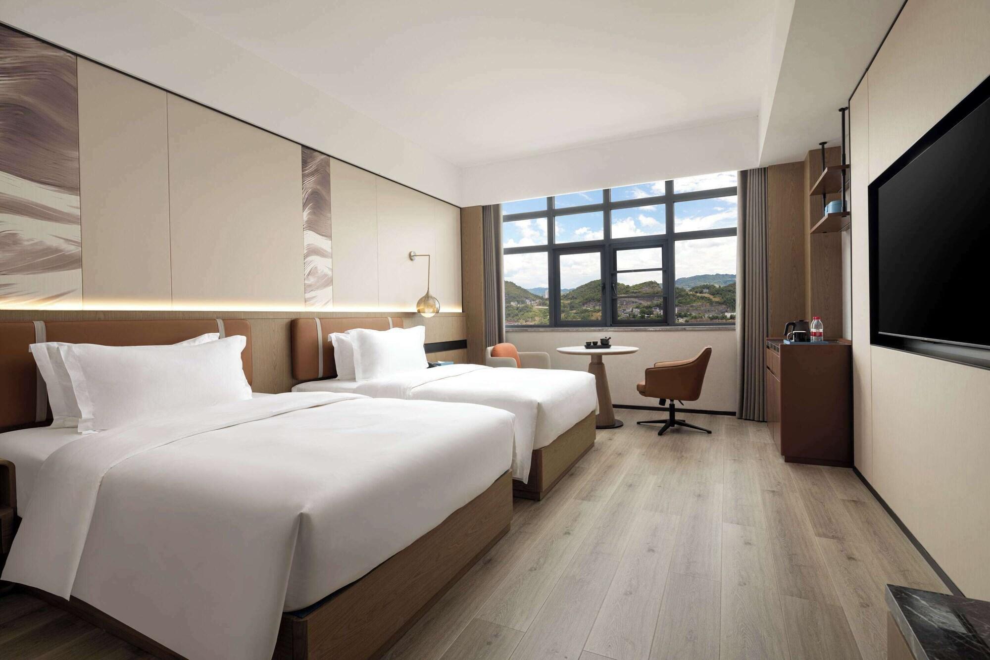 Days Hotel By Wyndham Enshi Girls Town