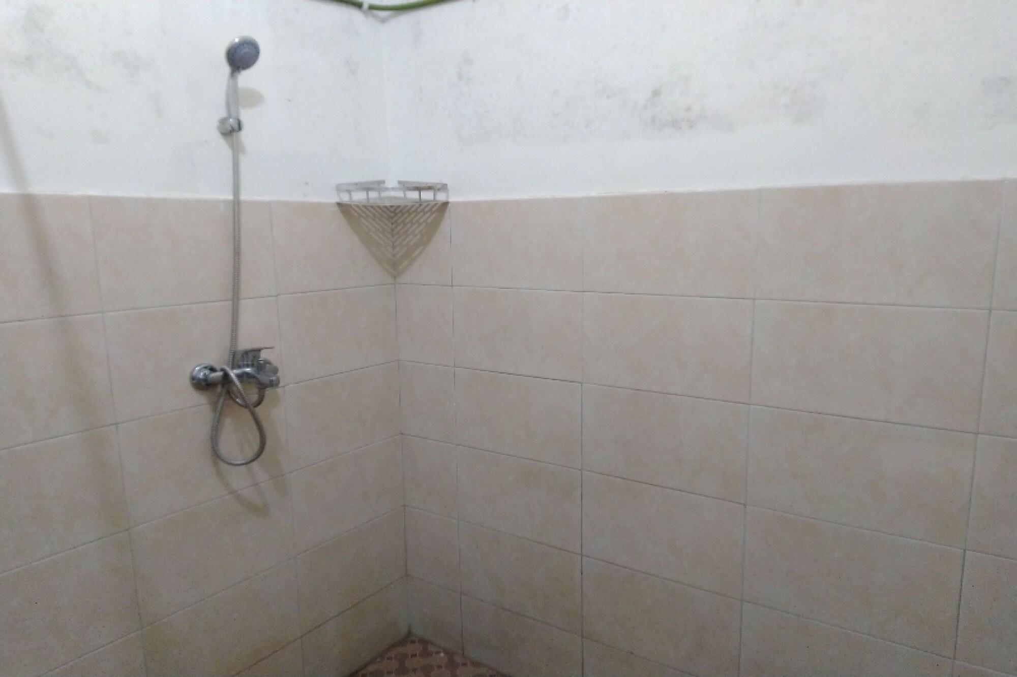 Hotel O Spring Homestay