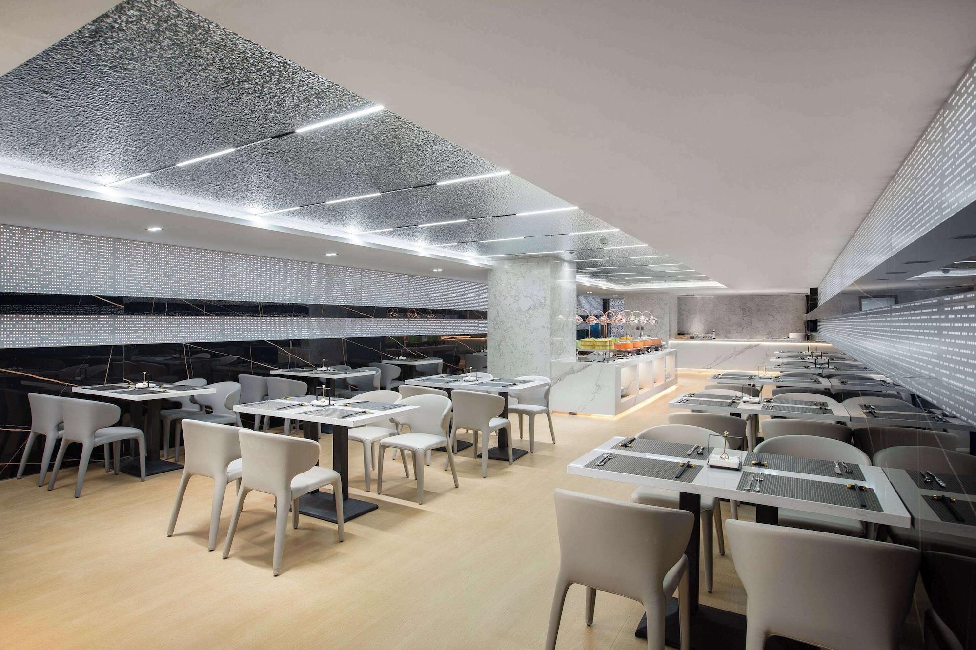 Microtel By Wyndham Handan New Century