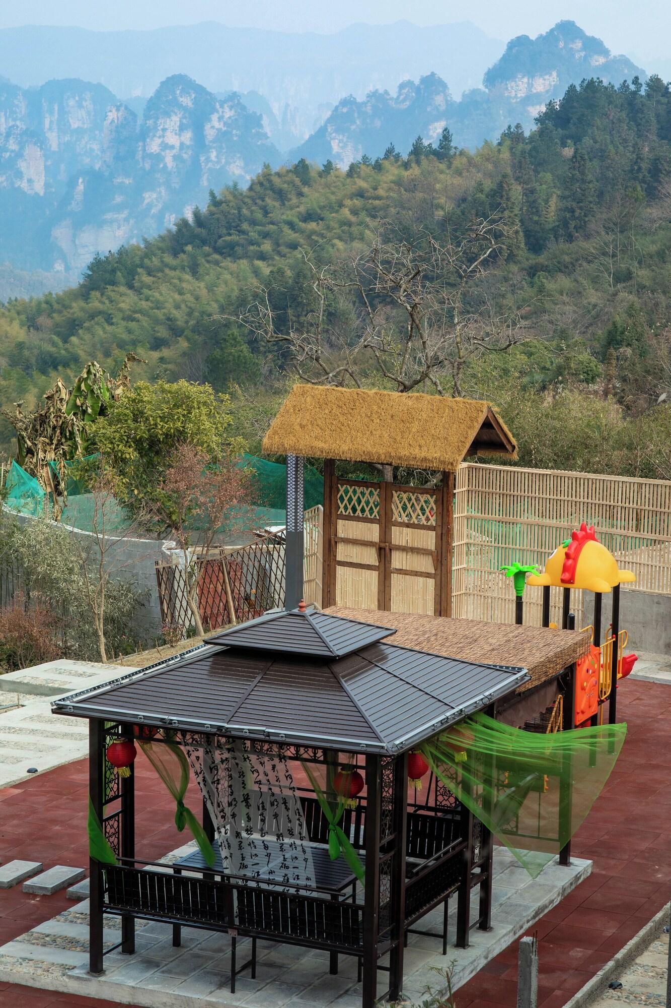 Terrace 3, Zhangjiajie Valley Love Holiday Hotel, Zhangjiajie