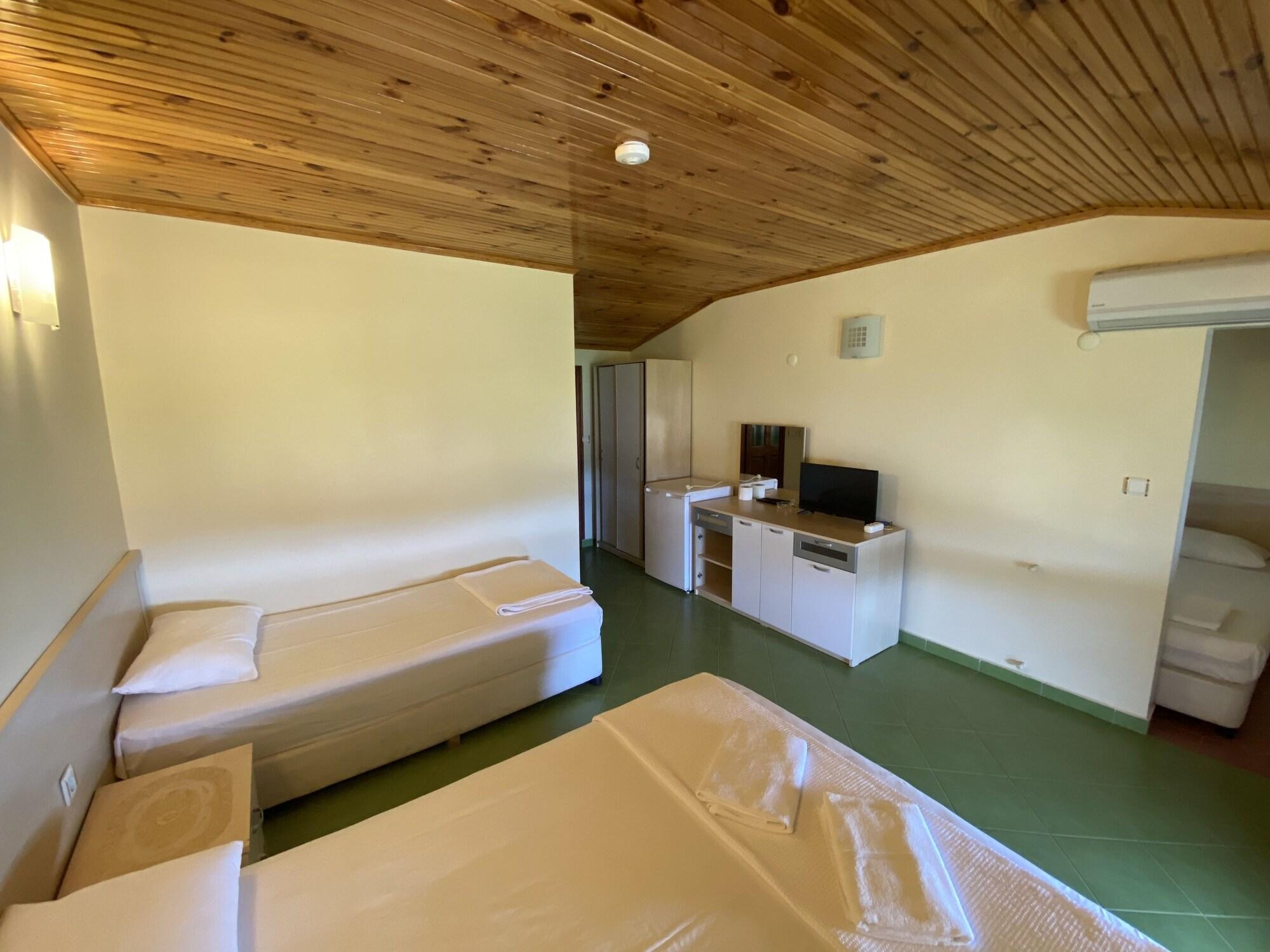 Bedroom 5, Saygin Otel, Kandıra