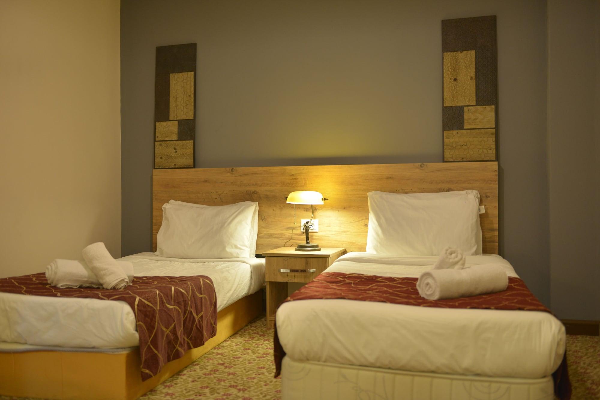 Room 5, Elit Palace, Merkez