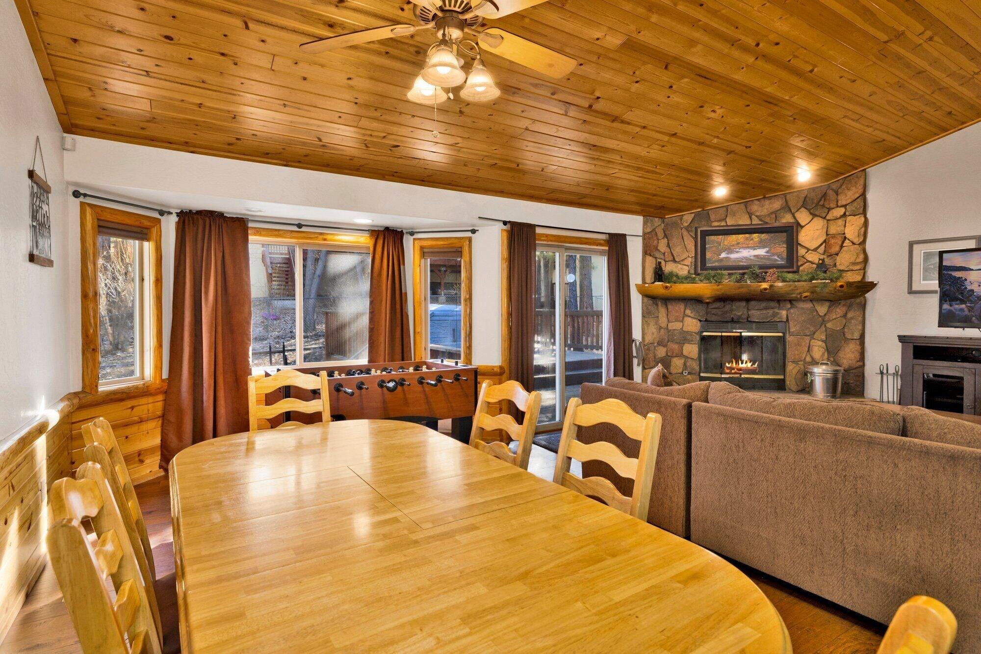 Little Cubs Cabin #1986