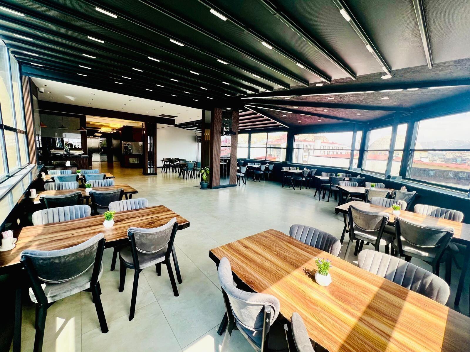 Karakoã‡ Hotel