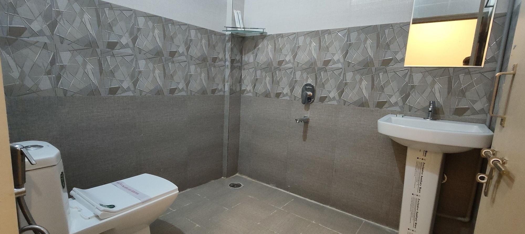 Hotel Amulya Regency