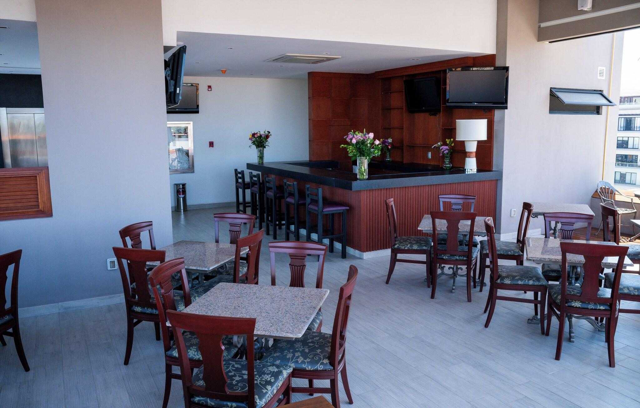 Vallarta Live Hotel