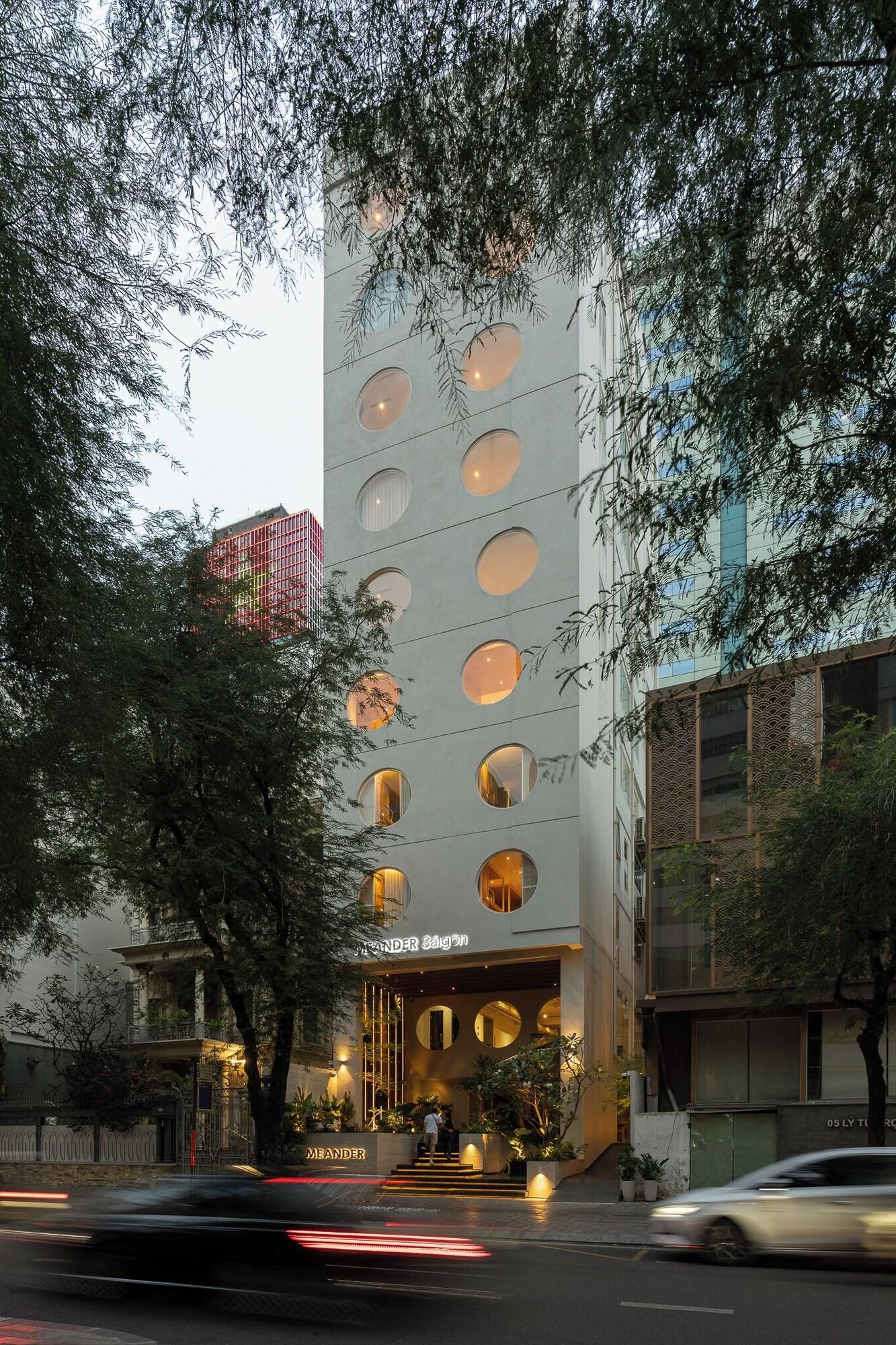 Meander Saigon